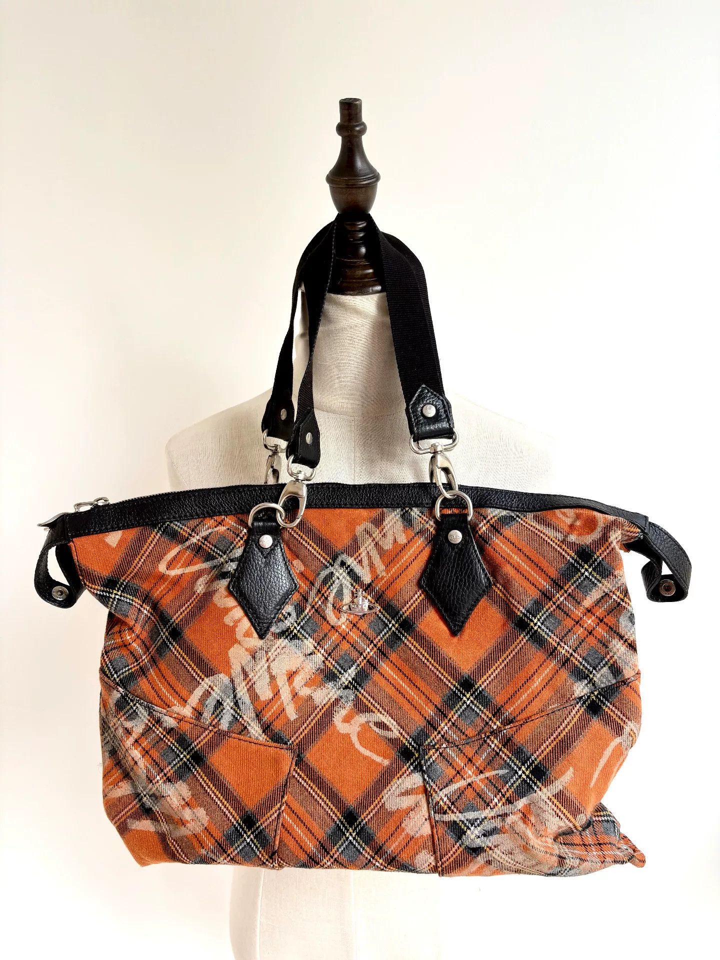 Vivienne Westwood Vivienne Westwood Vintage Orange Plaid Graffiti Handbag Size ONE SIZE - 1 Thumbnail