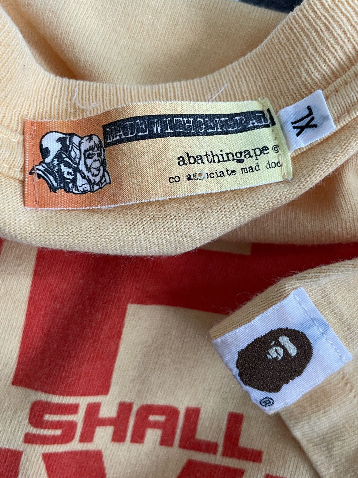 Bape × Vintage Vintage Bape T-Shirt Size US XL / EU 56 / 4 - 11 Thumbnail