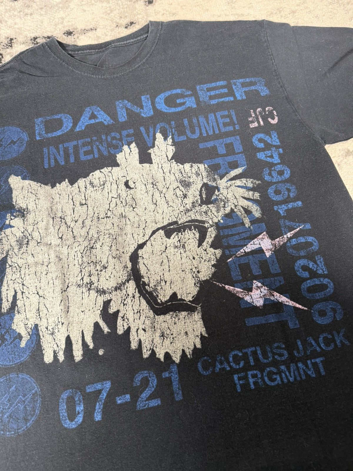Fragment Design × Nike × Travis Scott Travis Scott Cactus Jack From Fragment Danger T-Shirt Size US L / EU 52-54 / 3 - 3 Thumbnail