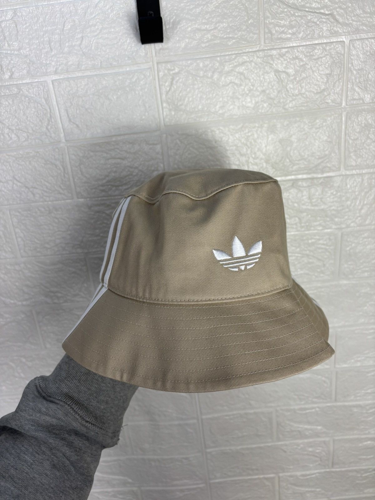 Adidas Adidas X Oasis 25 Originals Beige Bucket Hat Size OS Size ONE SIZE - 4 Thumbnail