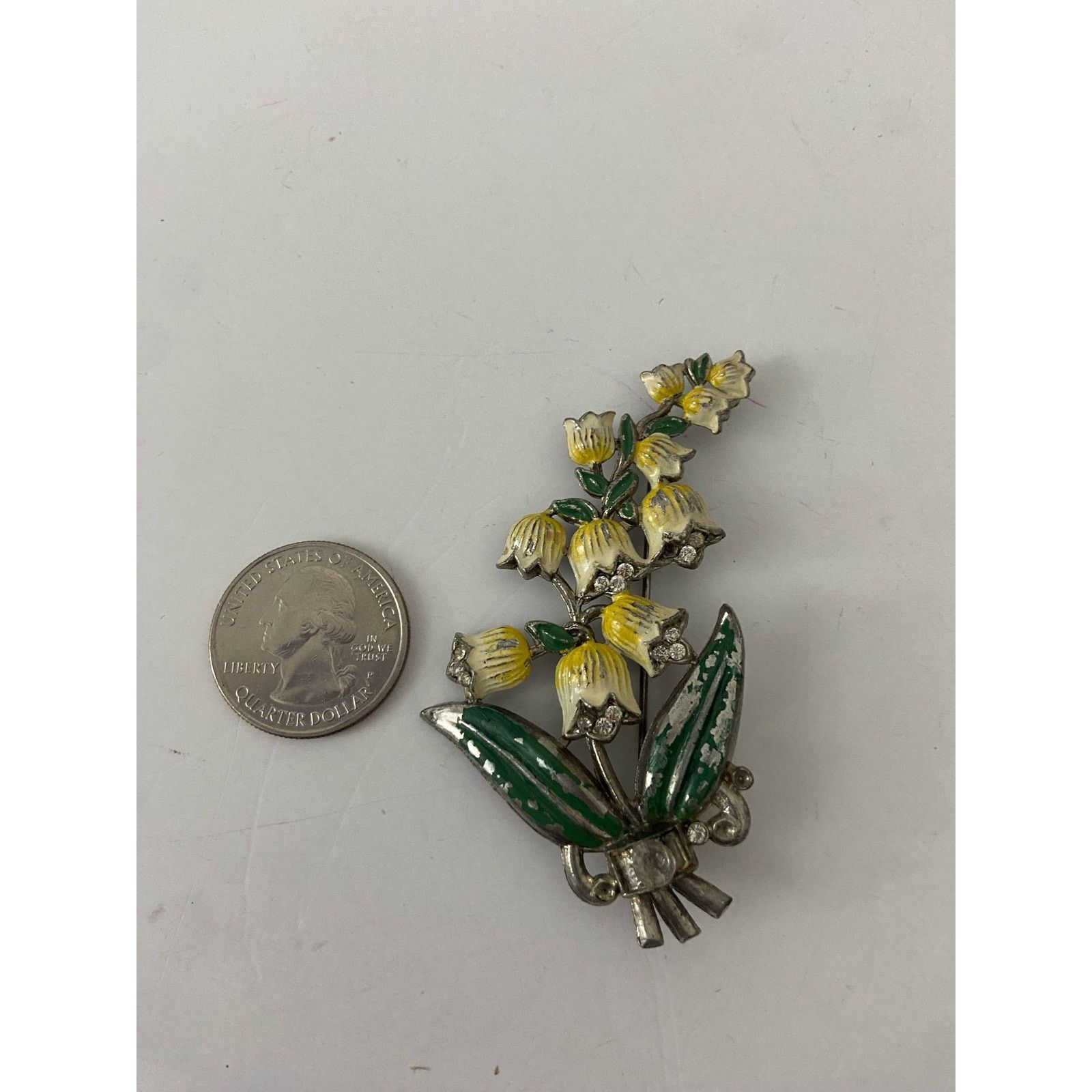 Vintage Vintage yellow lily of the valley brooch Size ONE SIZE - 2 Thumbnail
