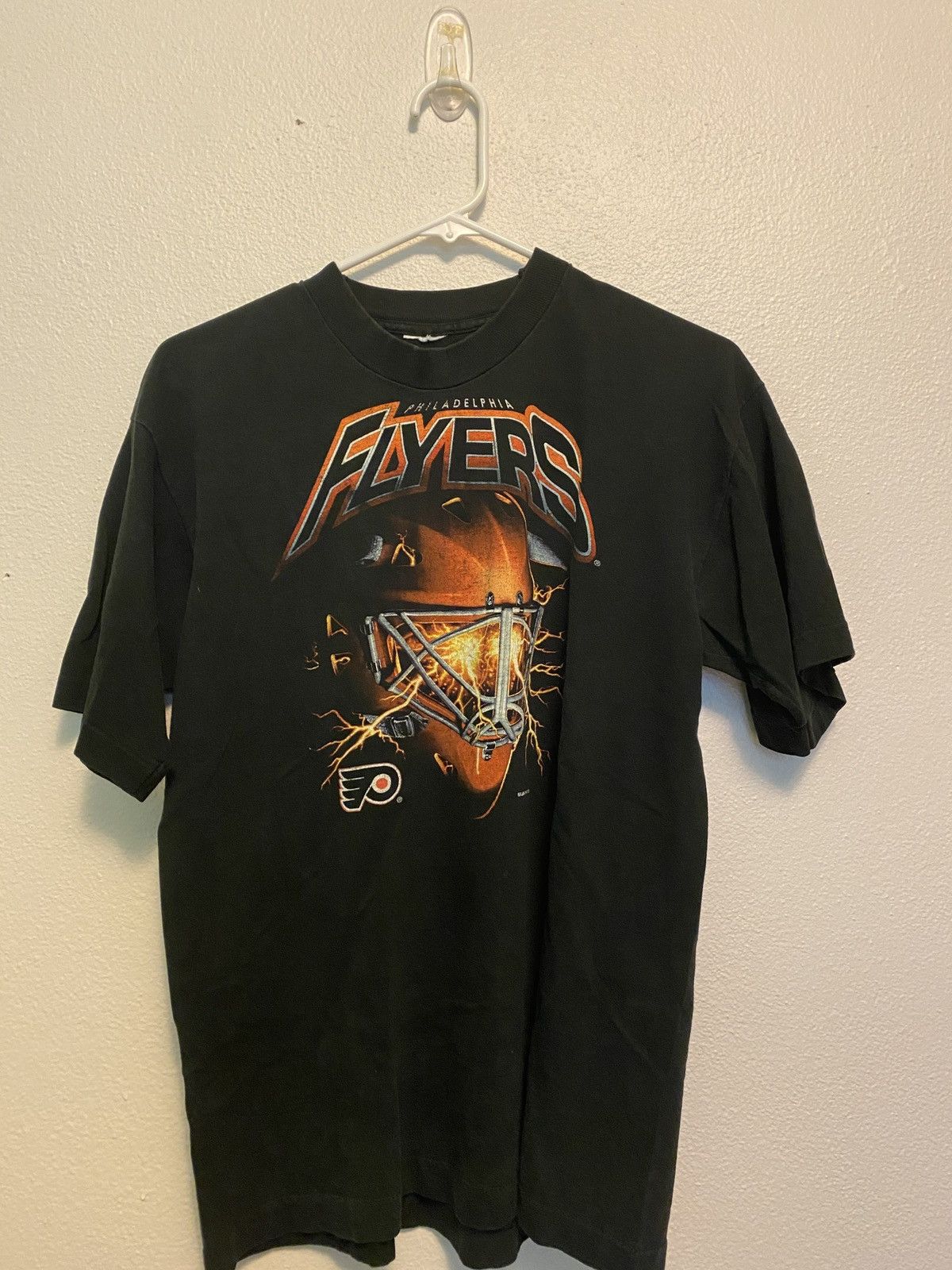 NHL × Salem Sportswear × Vintage 1994 Vintage Philadelphia Flyers Helmet Tee Size US M / EU 48-50 / 2 - 7 Thumbnail
