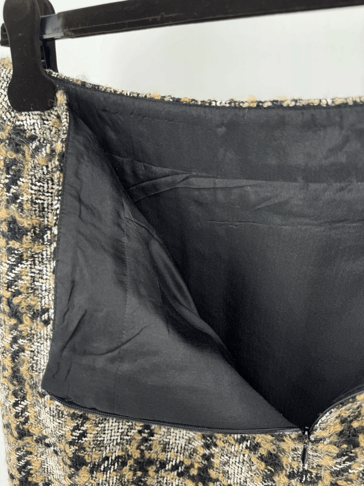 Chanel Chanel Vintage Knee-Length Tweed Skirt Size XL US14 FR46 Size 34" / US 12 / IT 48 - 7 Thumbnail