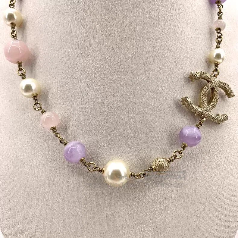 Chanel Multi-colour double C star diamond glass pearl neck