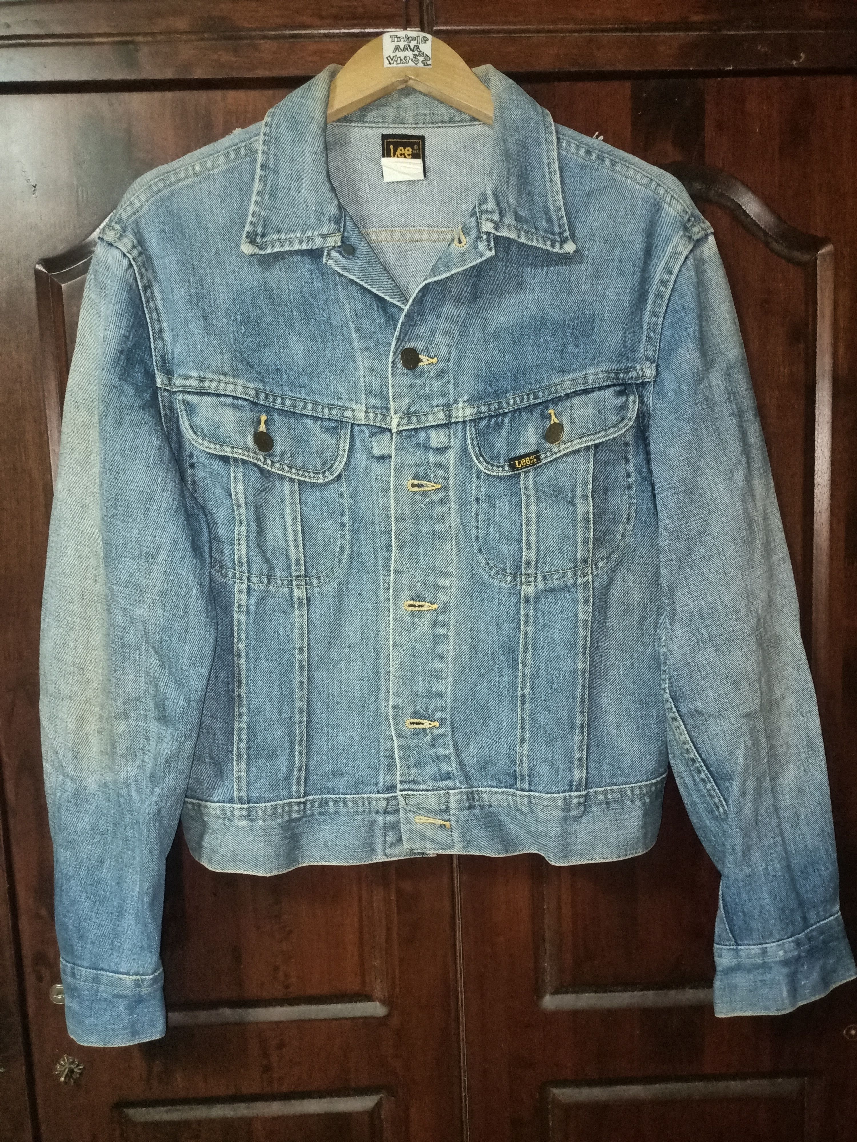 Lee × Vintage Vintage Distress Lee Trucker Jacket PATD 153438 Size US M / EU 48-50 / 2 - 2 Thumbnail