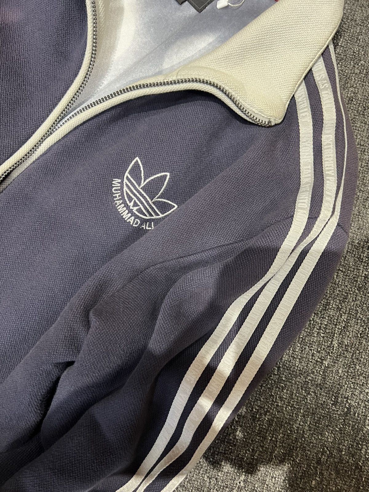 Adidas VINTAGE ADIDAS MUHAMMAD ALI SAMPLE EDITION Size US L / EU 52-54 / 3 - 3 Thumbnail