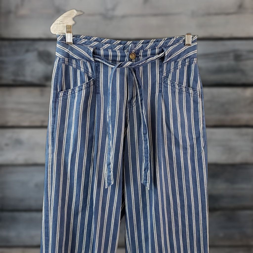 American Eagle Outfitters American Eagle Womens Wide Leg Pants Sz 4 Blue White Stripe High Rise Cotton Size 27" / US 4 / IT 40 - 1 Thumbnail