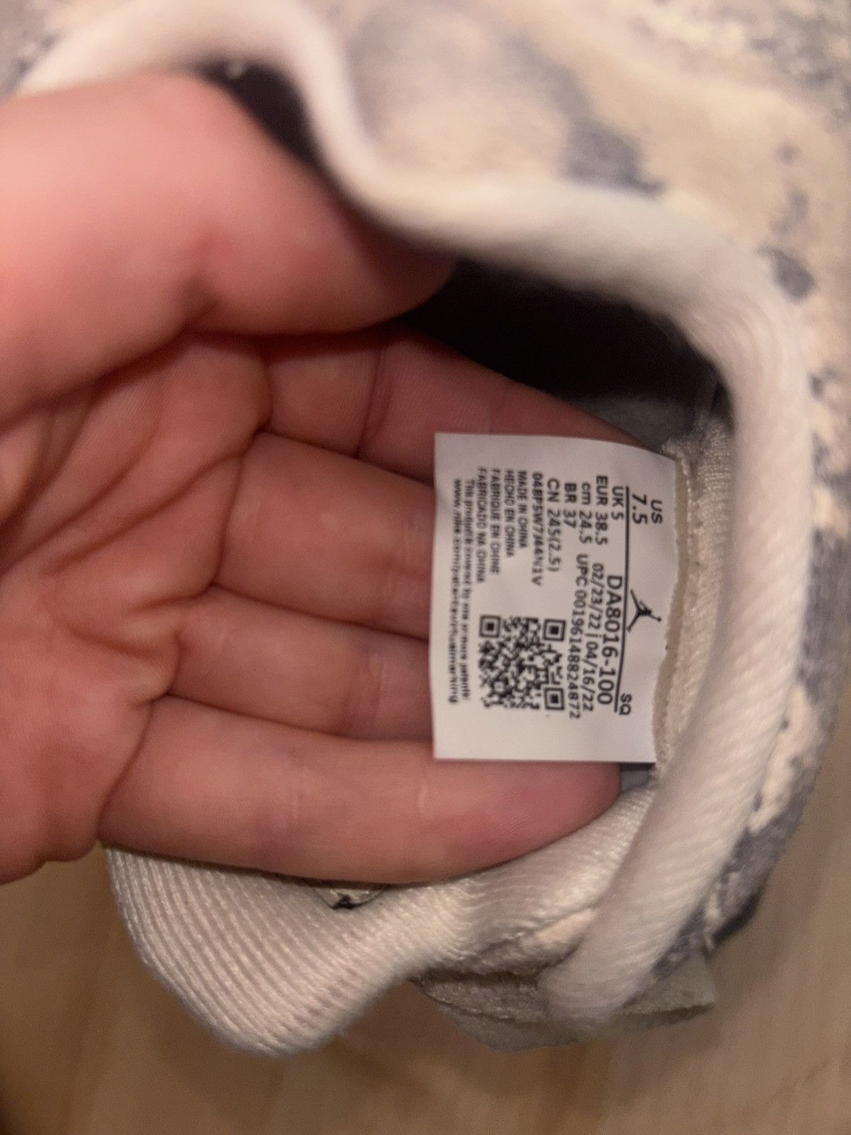 Jordan Brand Jordans Size US 7.5 / IT 37.5 - 5 Thumbnail
