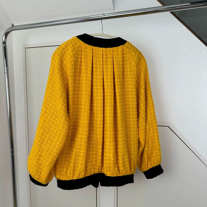 Gucci Gucci Size 38 Yellow knitting small fragrance style jacket Size US XXS / EU 40 - 2 Thumbnail