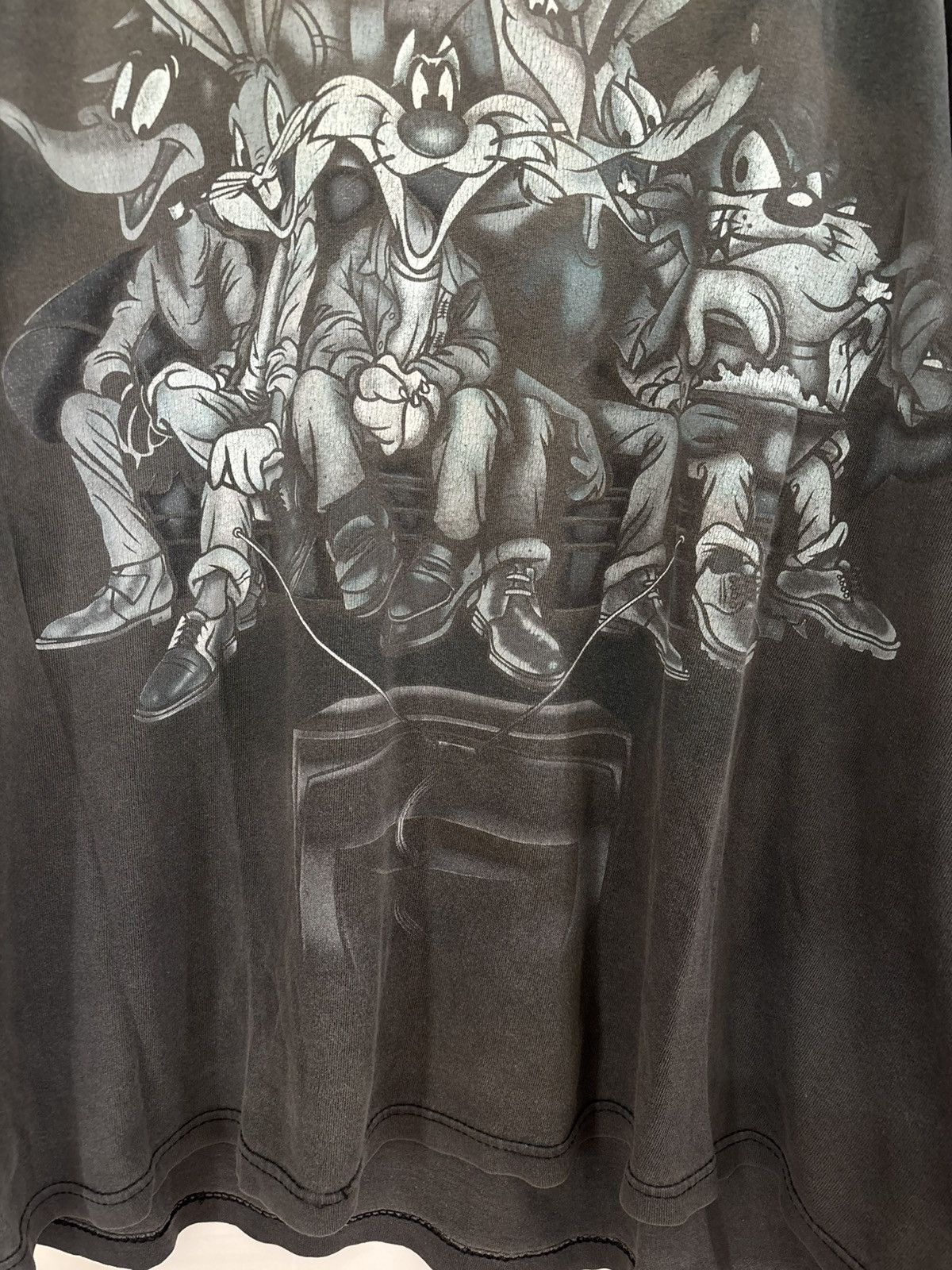 Vintage 1996 VINTAGE LOONEY TUNES MOVIE NIGHT TSHIRT Size US XL / EU 56 / 4 - 3 Thumbnail