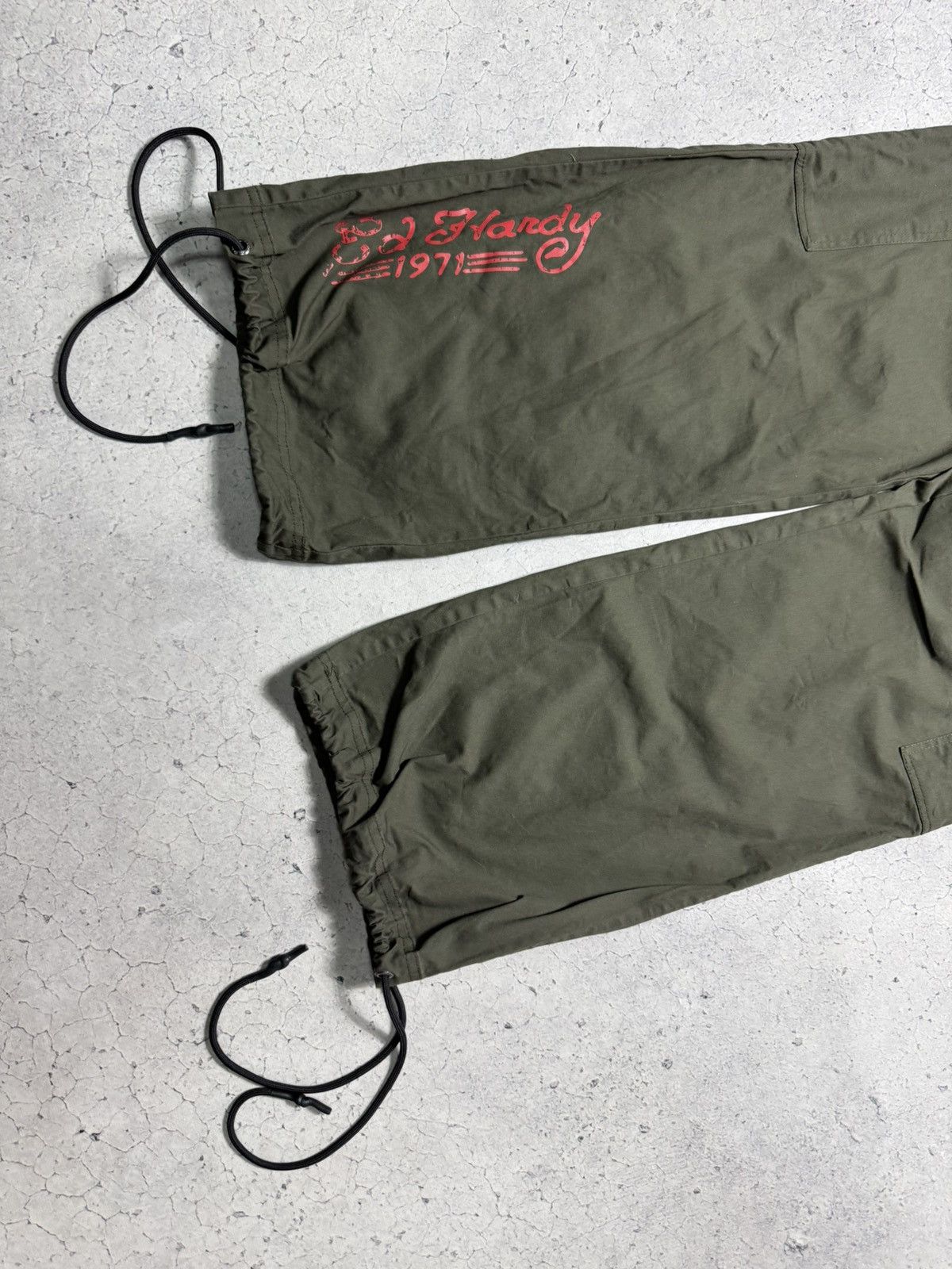 Ed Hardy Ed Hardy Cargo Baggy Track Pants Big Logo Size S Size US 30 / EU 46 - 4 Thumbnail