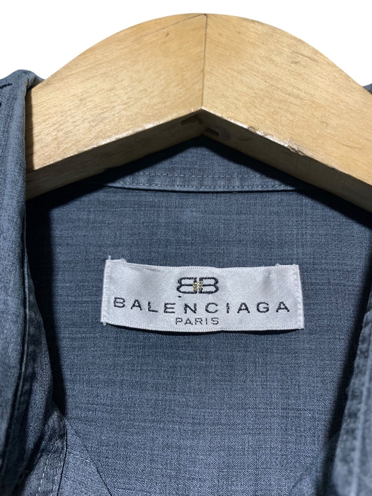 Balenciaga × Vintage Vintage Balenciaga palm tree embroidered shirt Size US S / EU 44-46 / 1 - 11 Thumbnail