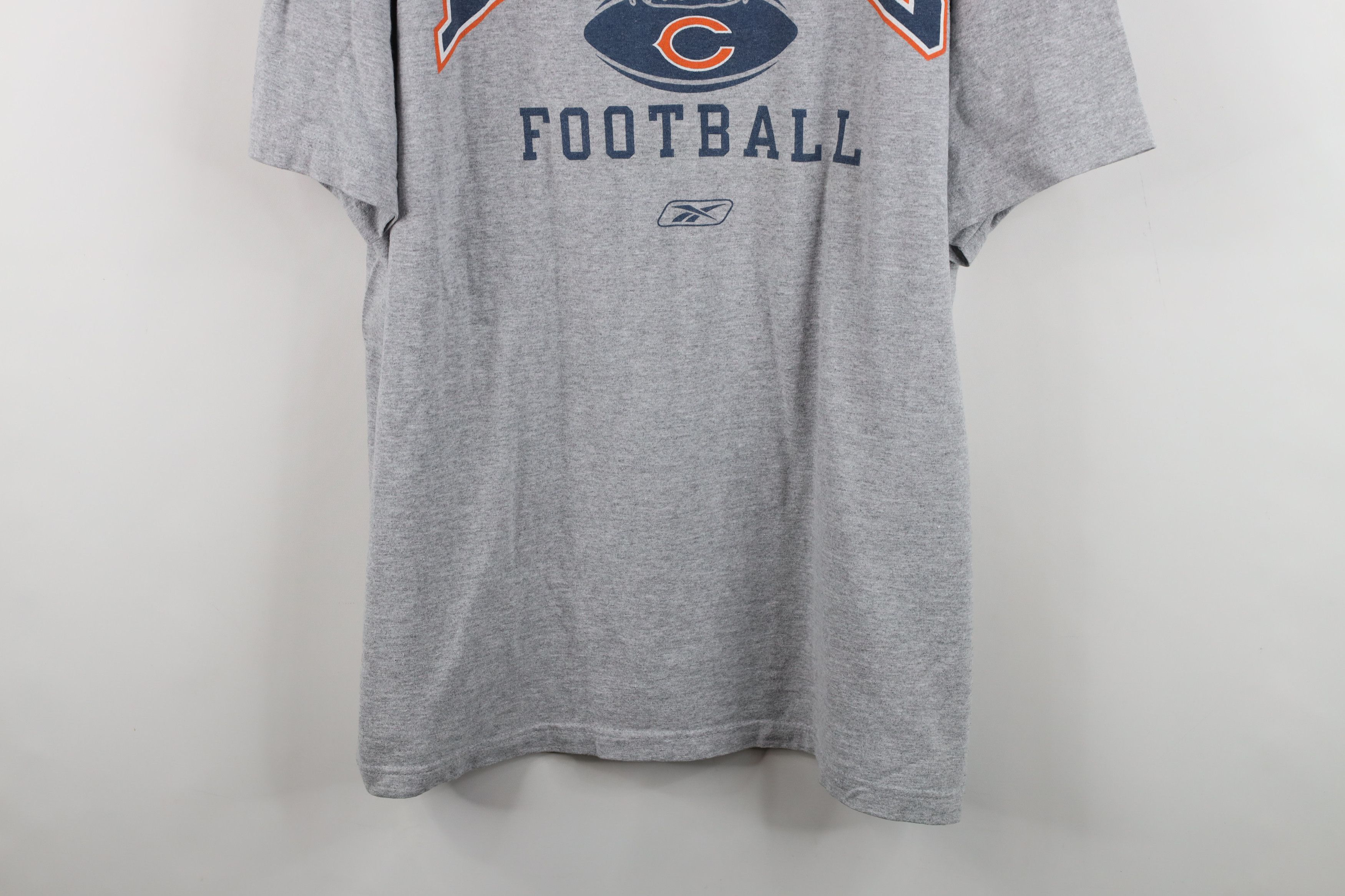 Reebok Vintage Reebok Spell Out Chicago Bears Football T-Shirt Gray Size US L / EU 52-54 / 3 - 3 Thumbnail