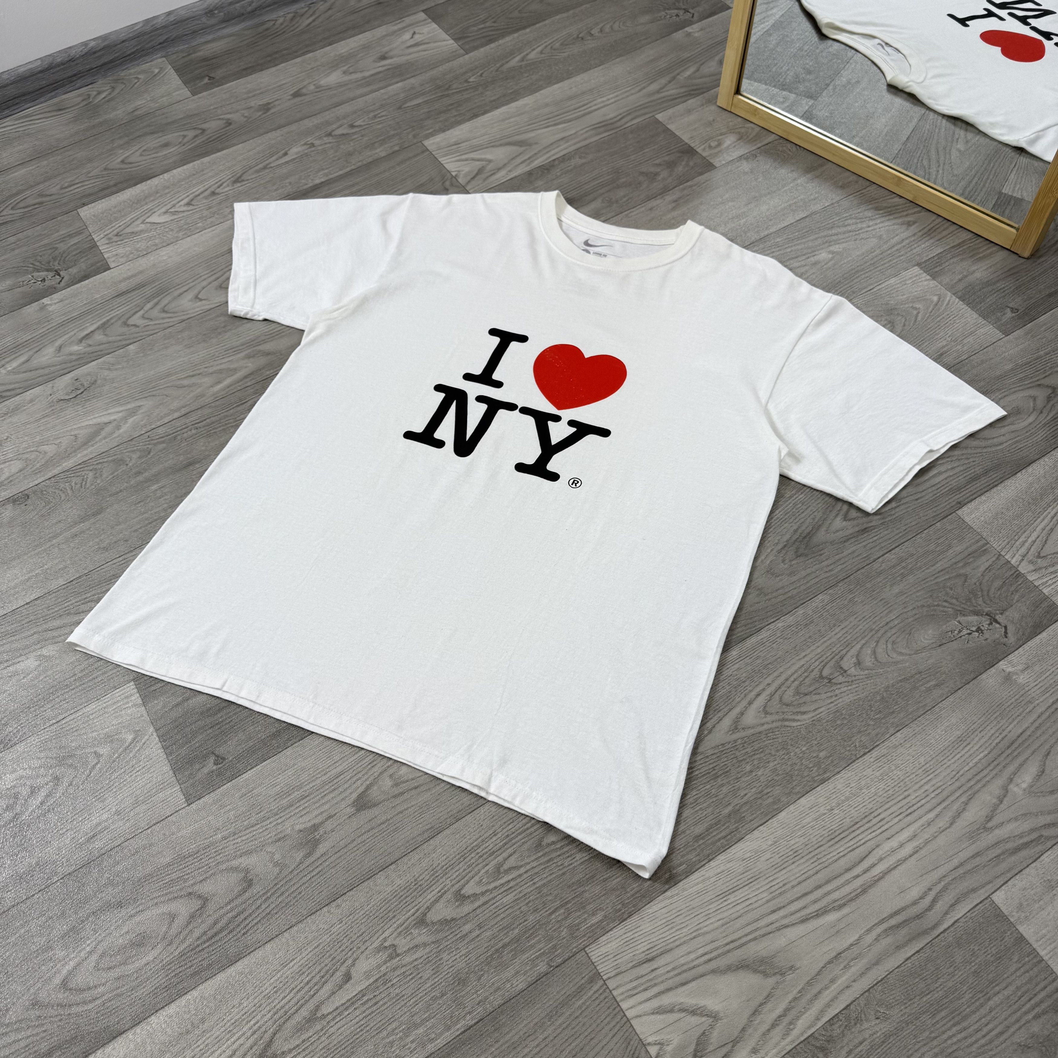Nike Vintage Nike I Love New York 90s White Graphic Tee Shirt L Size US L / EU 52-54 / 3 - 3 Thumbnail