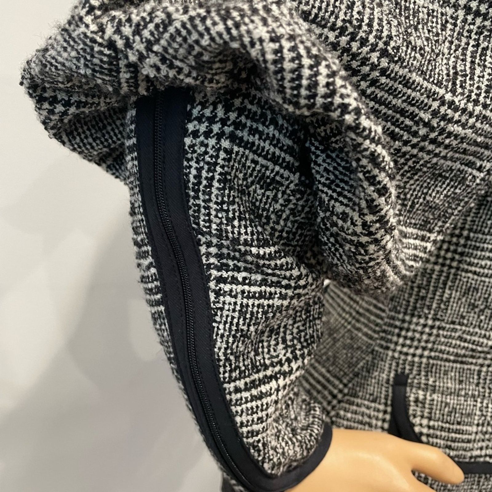 Anne Klein × Faconnable Anne Fontaine black & white tweed women’s jacket size 40 Size S / US 4 / IT 40 - 6 Thumbnail