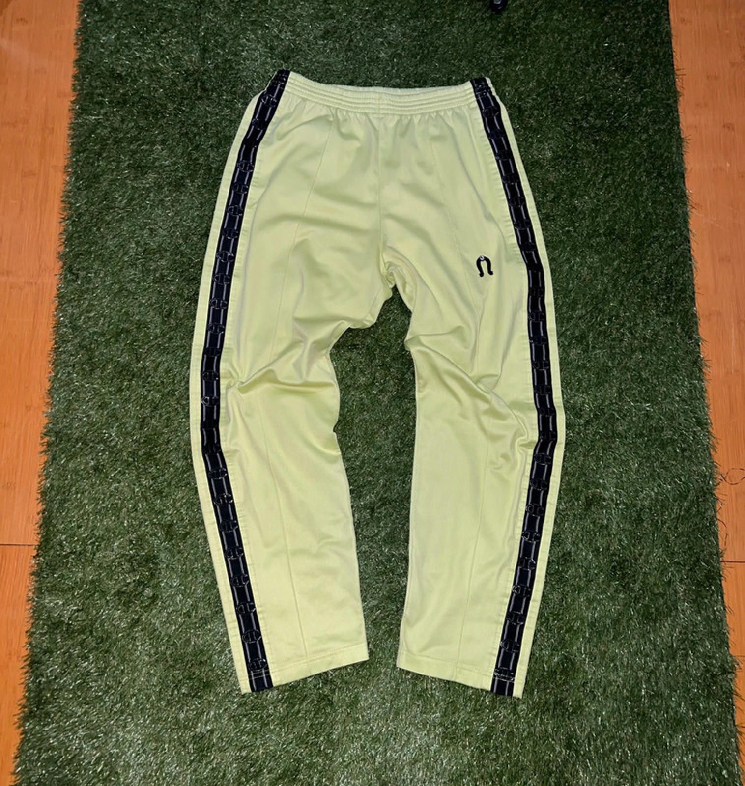 Champion Vintage Champion Neon Trackpants Size US 32 / EU 48 - 1 Thumbnail