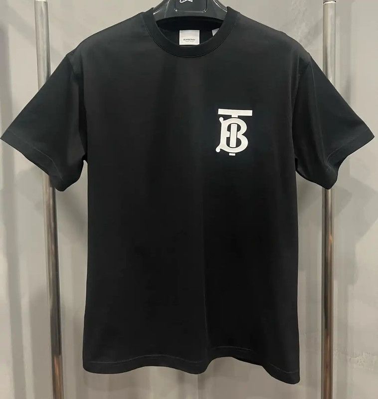 Burberry Burberry Black Cotton T-shirt for Women Size XS / US 0-2 / IT 36-38 - 1 Thumbnail