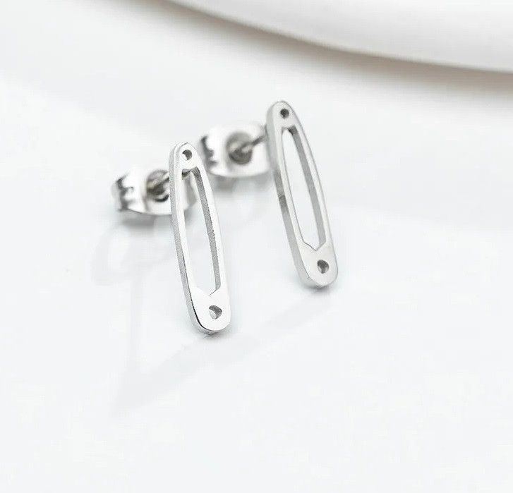 Jewelry Paper Clip Stud Earrings Charm Earring Gift Size ONE SIZE - 1 Thumbnail