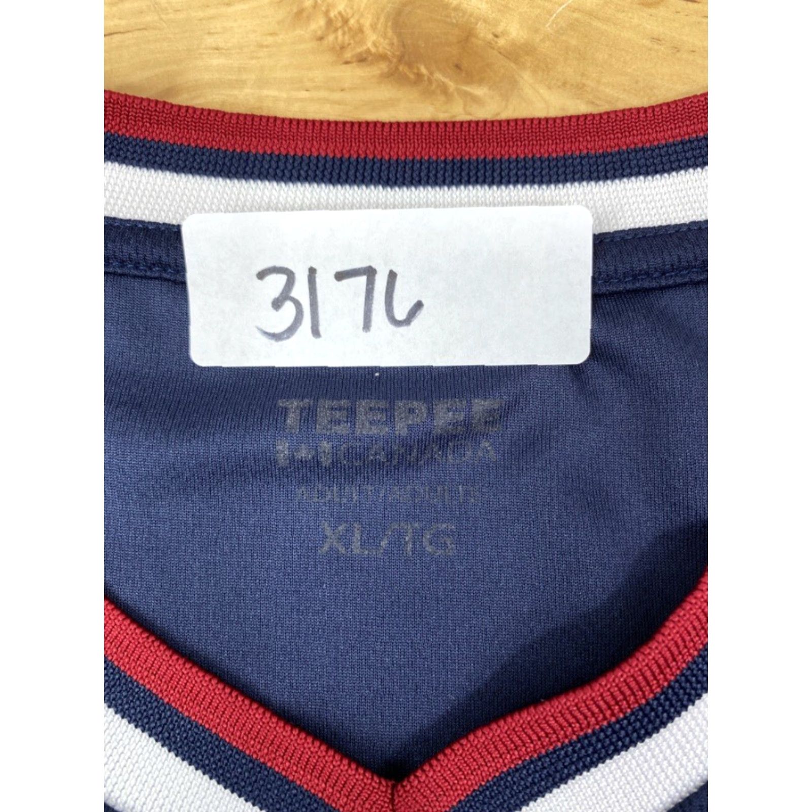 Vintage TeePee Canada Hockey Jersey Blue T Shirt Short Sleeve XL Mens TeePee 3176 Size US XL / EU 56 / 4 - 3 Thumbnail