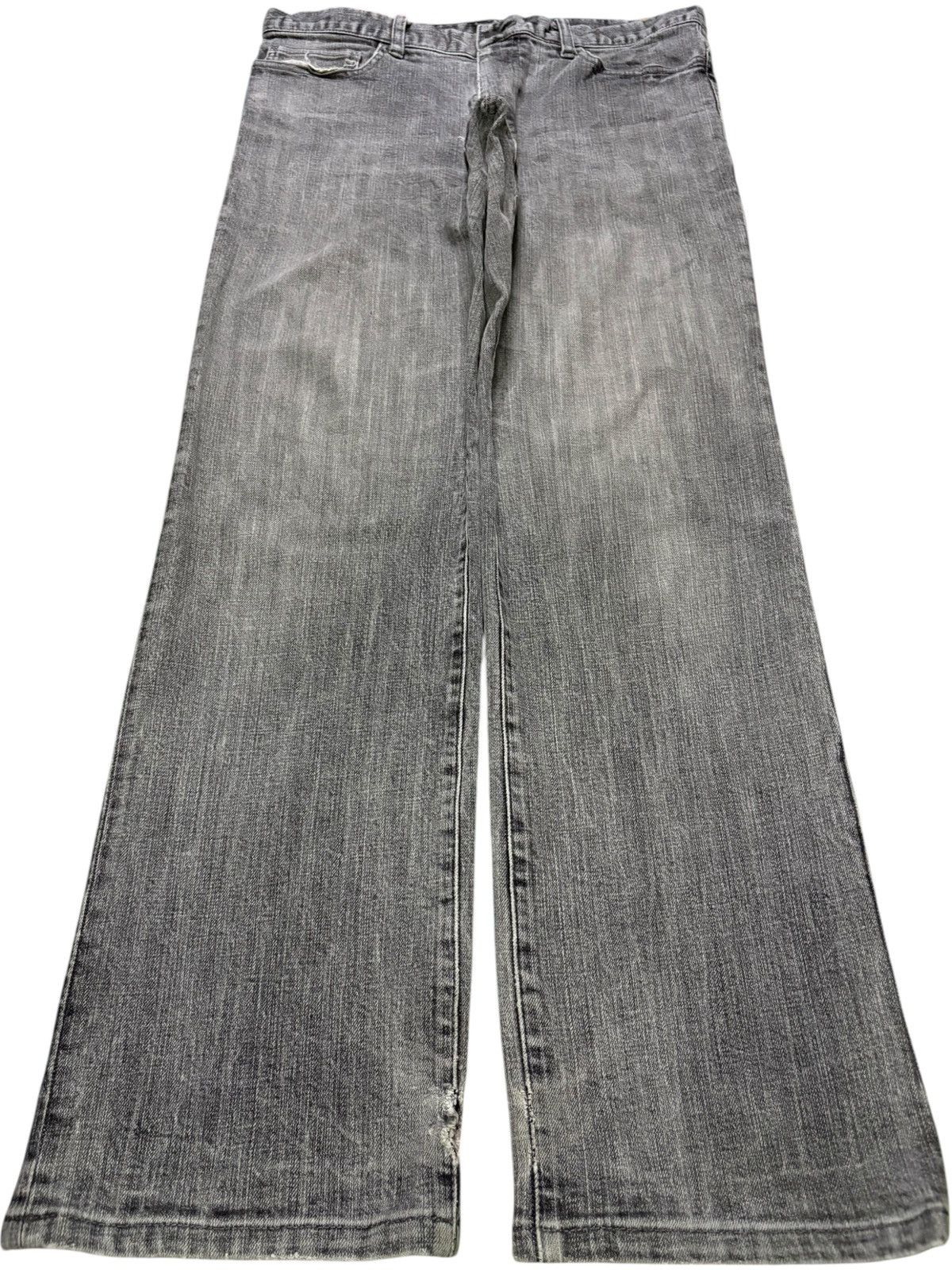 Japanese Brand Vintage Japanese Brand Distressed Loose Jeans Size US 32 / EU 48 - 1 Thumbnail