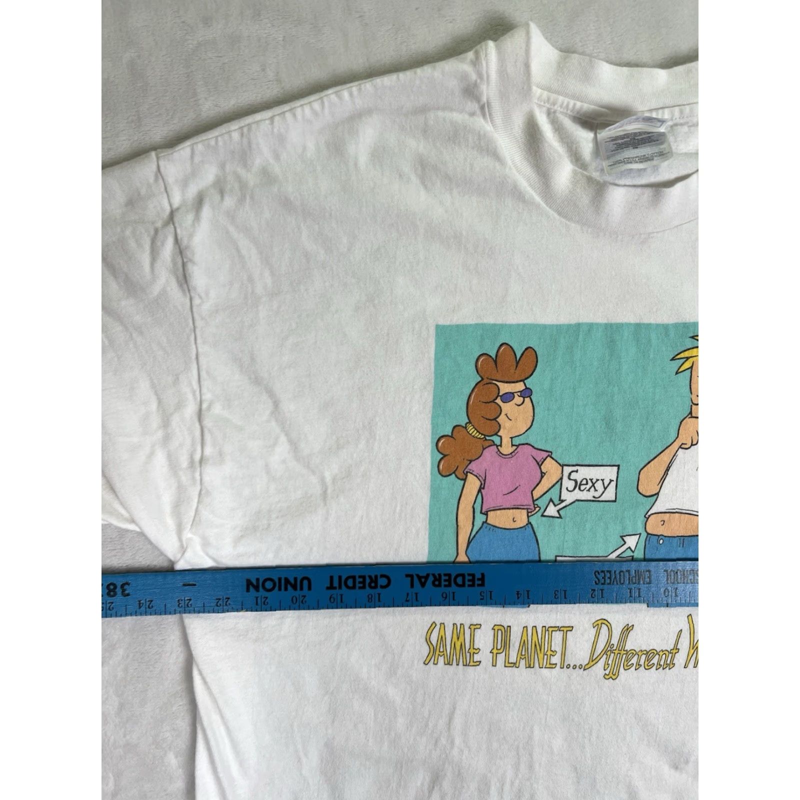 Hanes VINTAGE Hanes T-Shirt Mens XL White 90s Same Planet Different World Funny Comics Size US XL / EU 56 / 4 - 5 Thumbnail