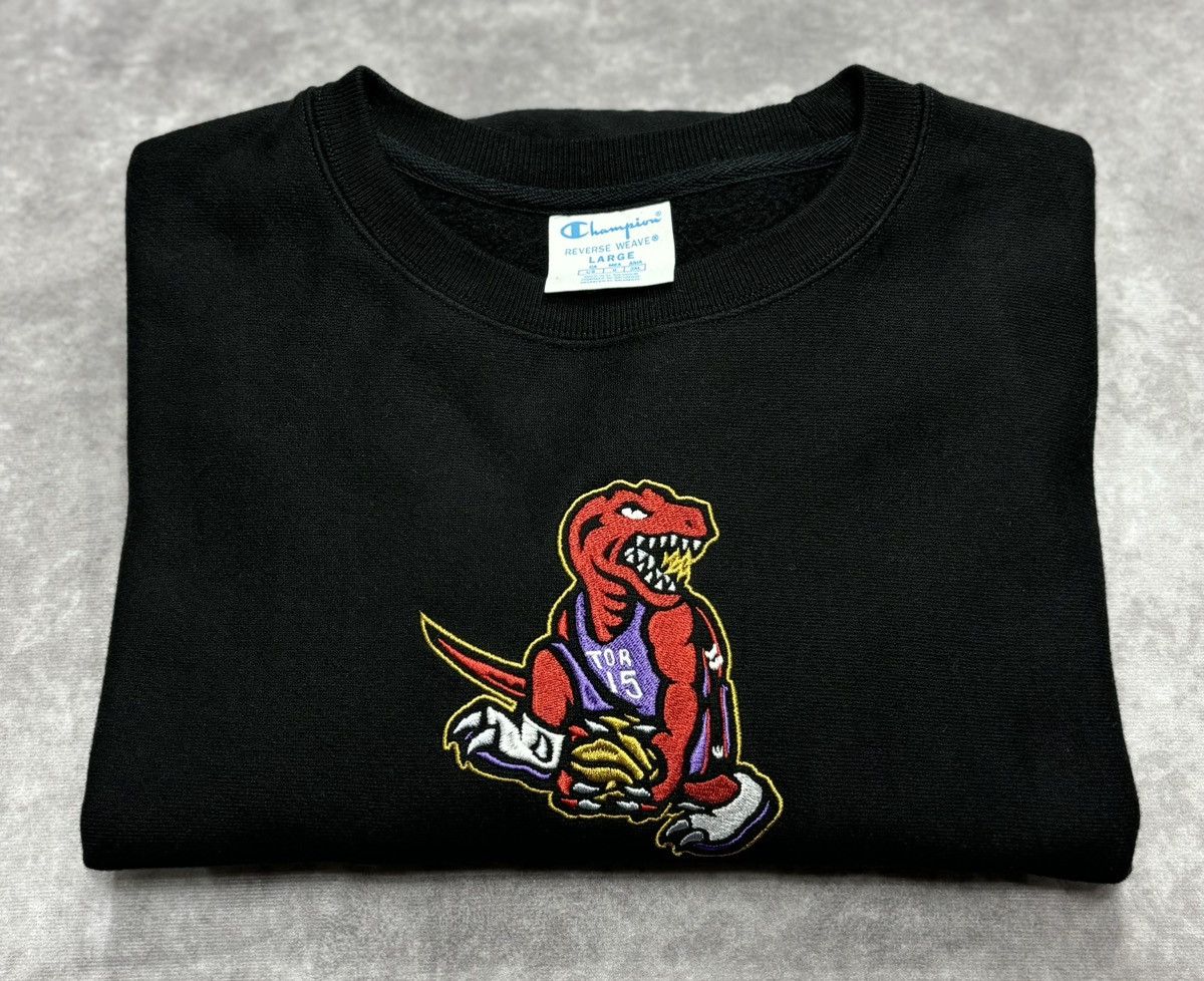 Champion Champion Reverse Weave Crewneck Sweatshirt Toronto Raptors Size US L / EU 52-54 / 3 - 1 Thumbnail