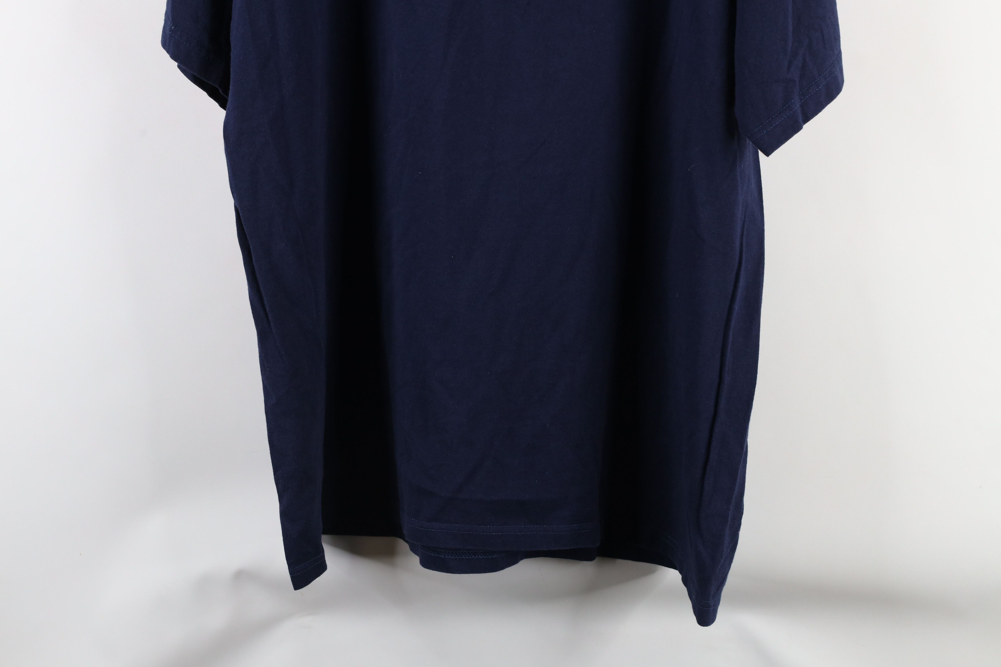 Vintage Vintage 90s Streetwear Noahs Ark Animals T-Shirt Blue Size US XL / EU 56 / 4 - 9 Thumbnail