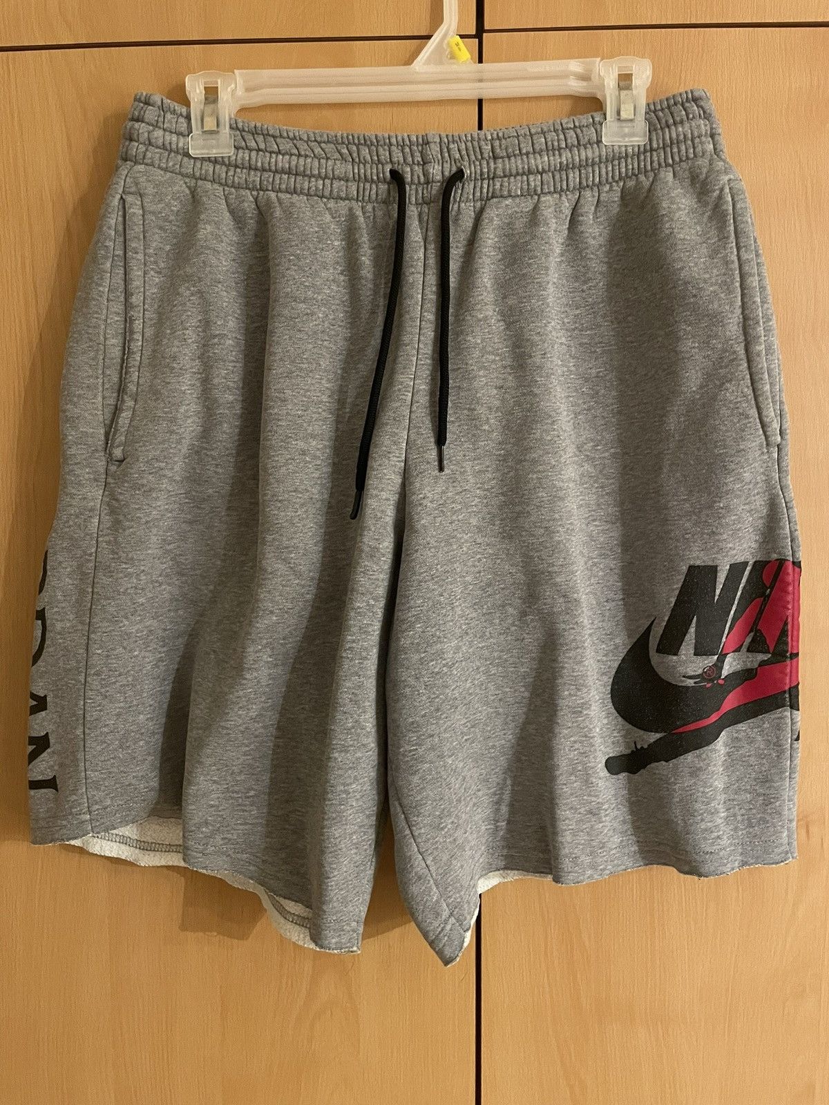 Jordan Brand Jordan Brand Sweat Shorts Grey Size US 32 / EU 48 - 1 Thumbnail