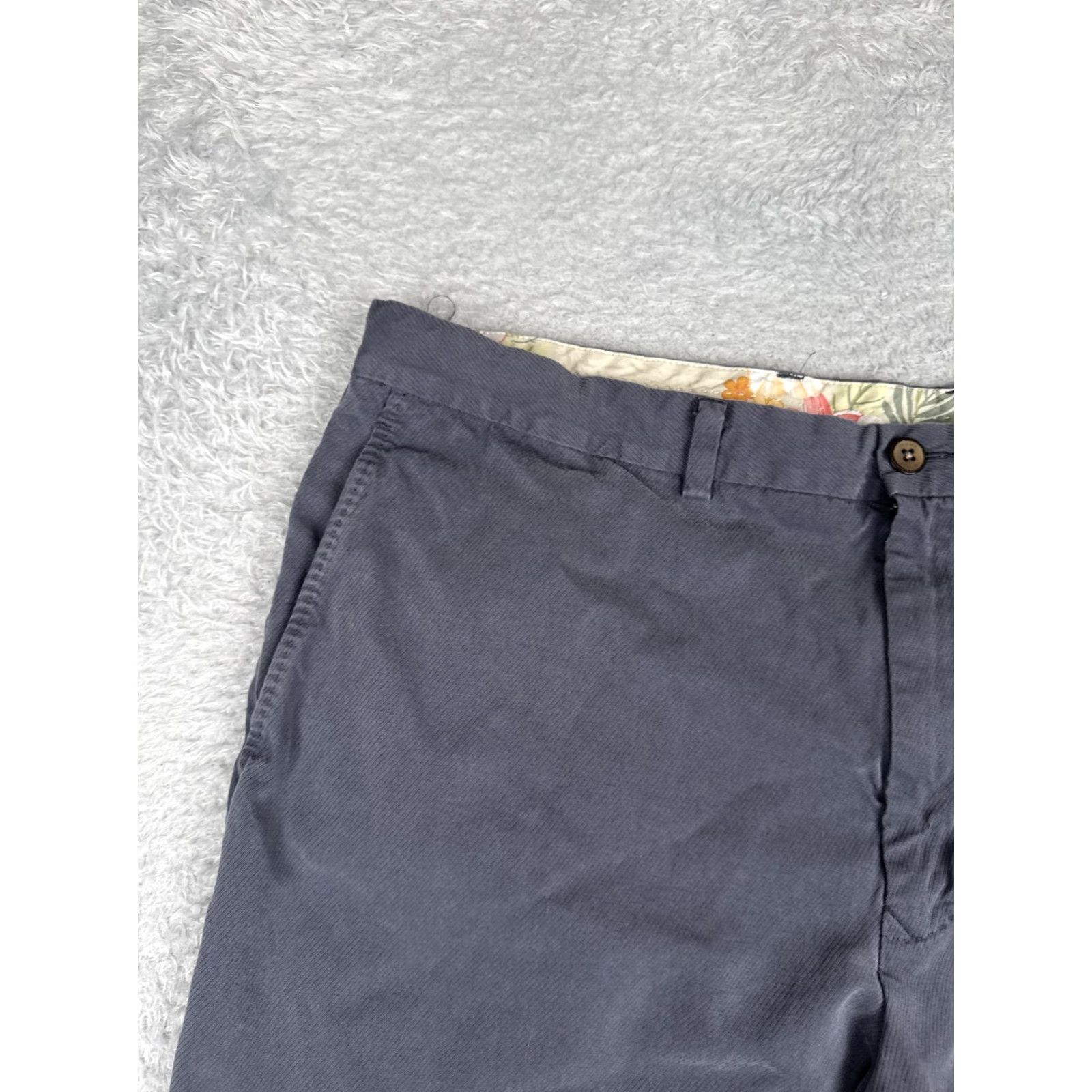 Tommy Bahama Tommy Bahama Shorts Mens 38 Gray Silk Cotton Chino Flat Front 10" Beach Vacation Size US 38 / EU 54 - 4 Thumbnail