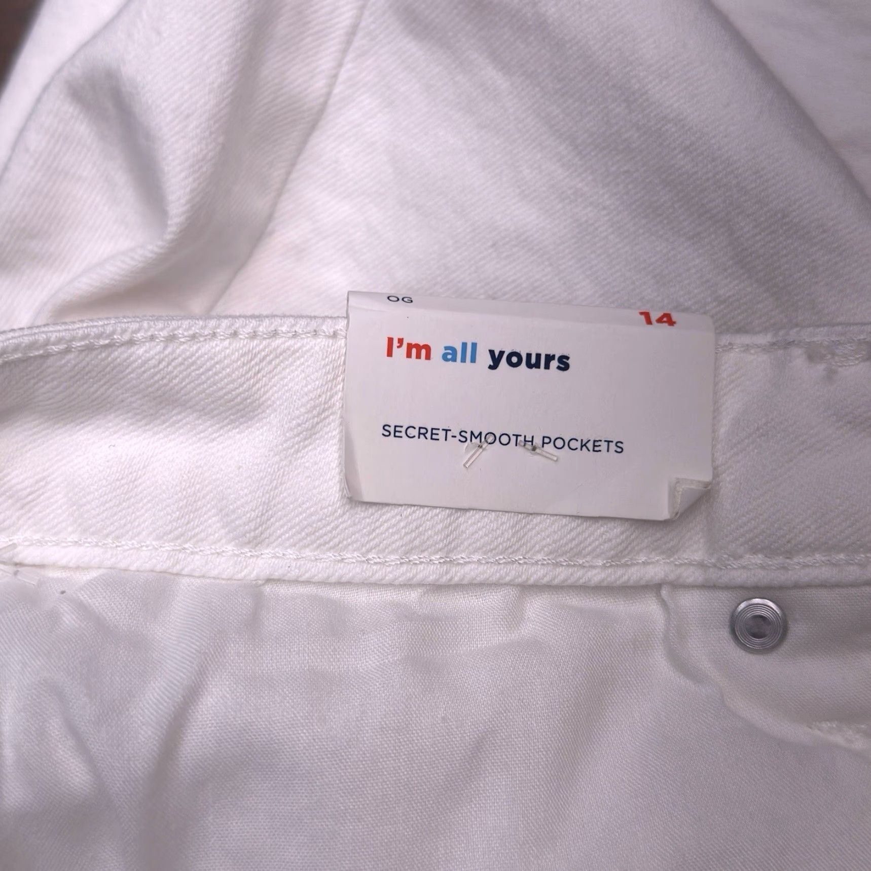 Old Navy Old Navy Womens 14 Denim Shorts High Rise 5-Pocket Pockets Stretch White Vintage No Seasonal Modern Casual Beach Walking Size 36" / US 14 / IT 50 - 5 Thumbnail