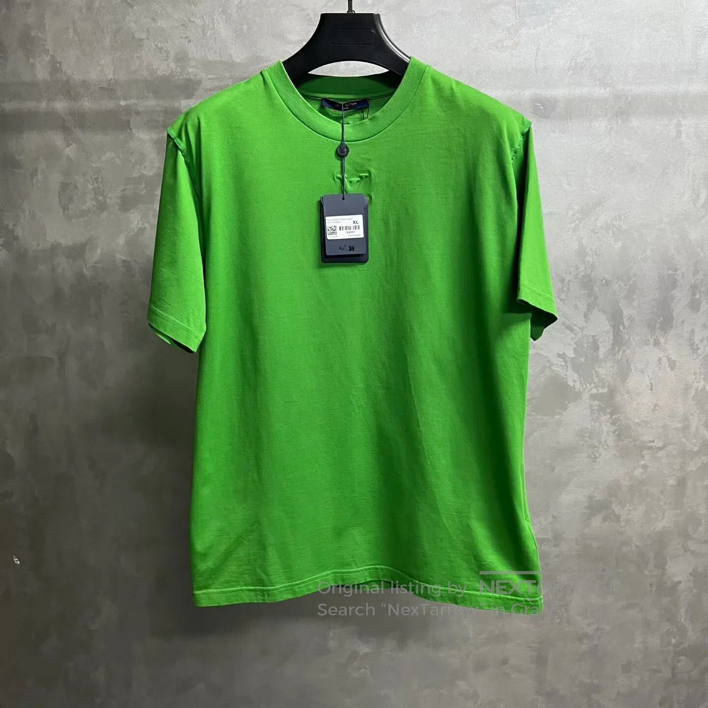 Louis Vuitton Louis Vuitton Solid-color logo-print round-neck short-slee Size US XL / EU 56 / 4 - 1 Thumbnail