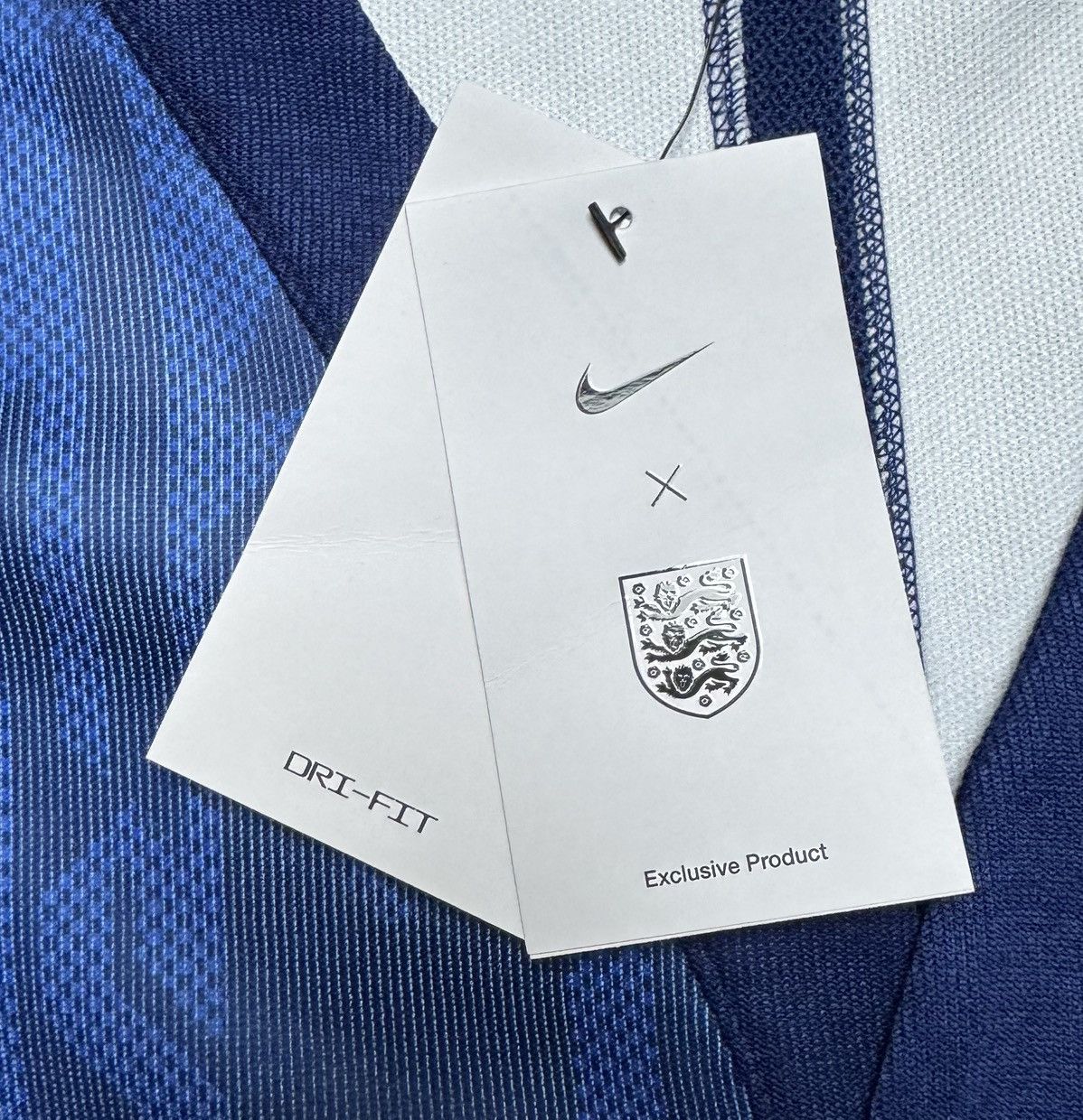 Nike England 2022 2023 Football Soccer Button Cardigan Nike Size US M / EU 48-50 / 2 - 7 Thumbnail