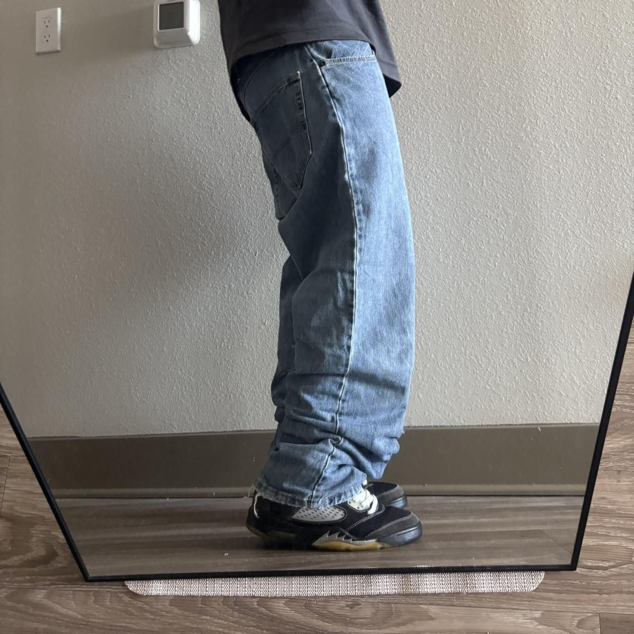 Vintage Crazy Vintage Y2K/2000s Grunge Dark Wash Essential Denim Jeans! 35x30 Size US 35 - 2 Thumbnail