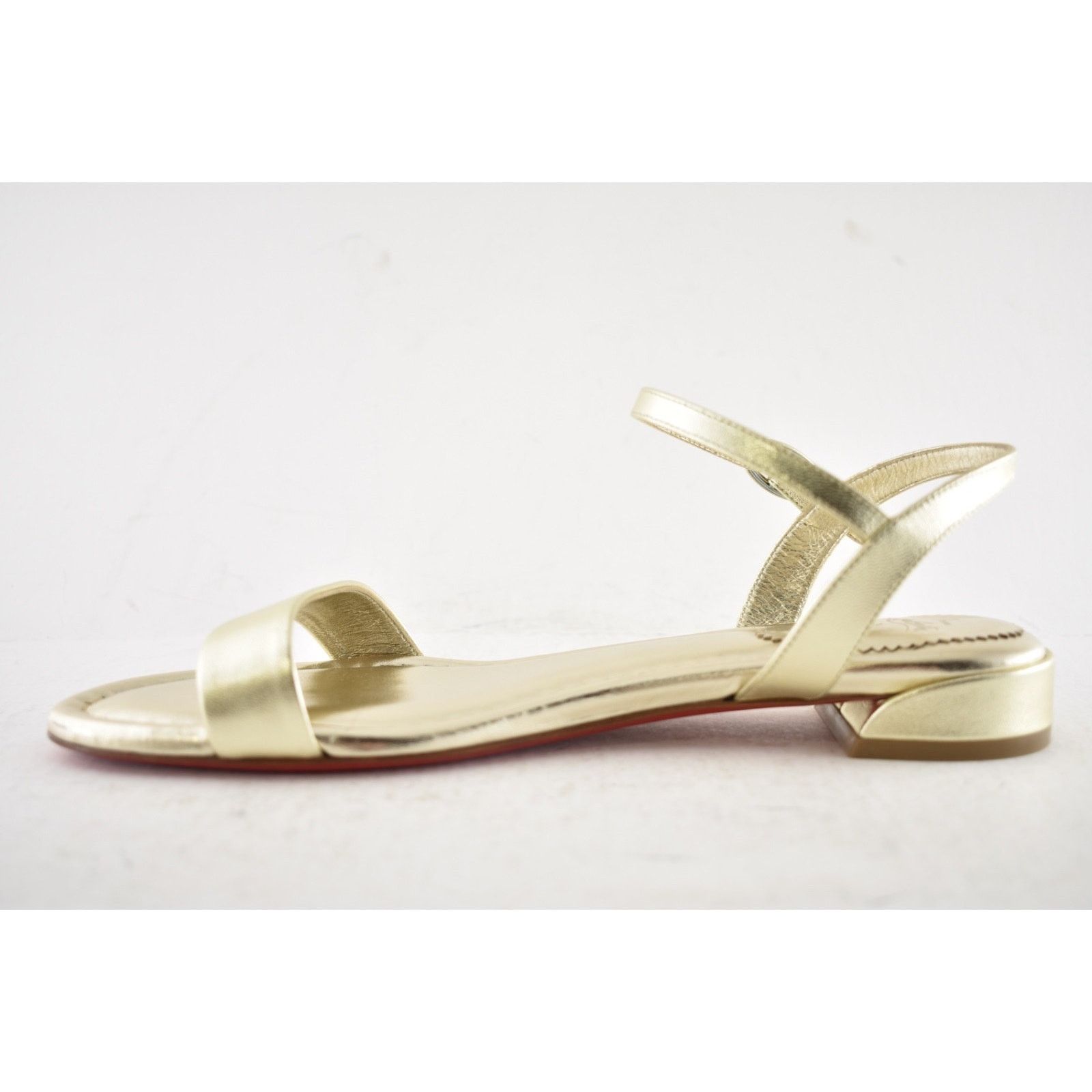 Christian Louboutin Christian Louboutin Sweet Jane Sandal Flat Platine Gold 36 Size US 6 / IT 36 - 14 Thumbnail