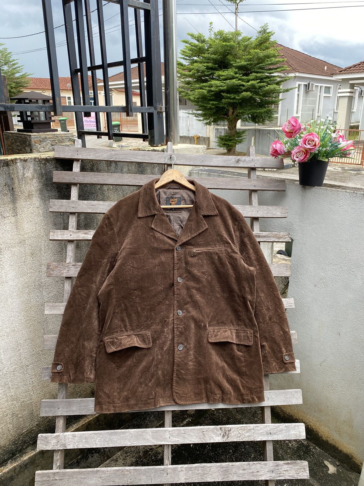 Vintage Vintage 90s MCM Velvet Chore Jacket Size US XL / EU 56 / 4 - 1 Thumbnail