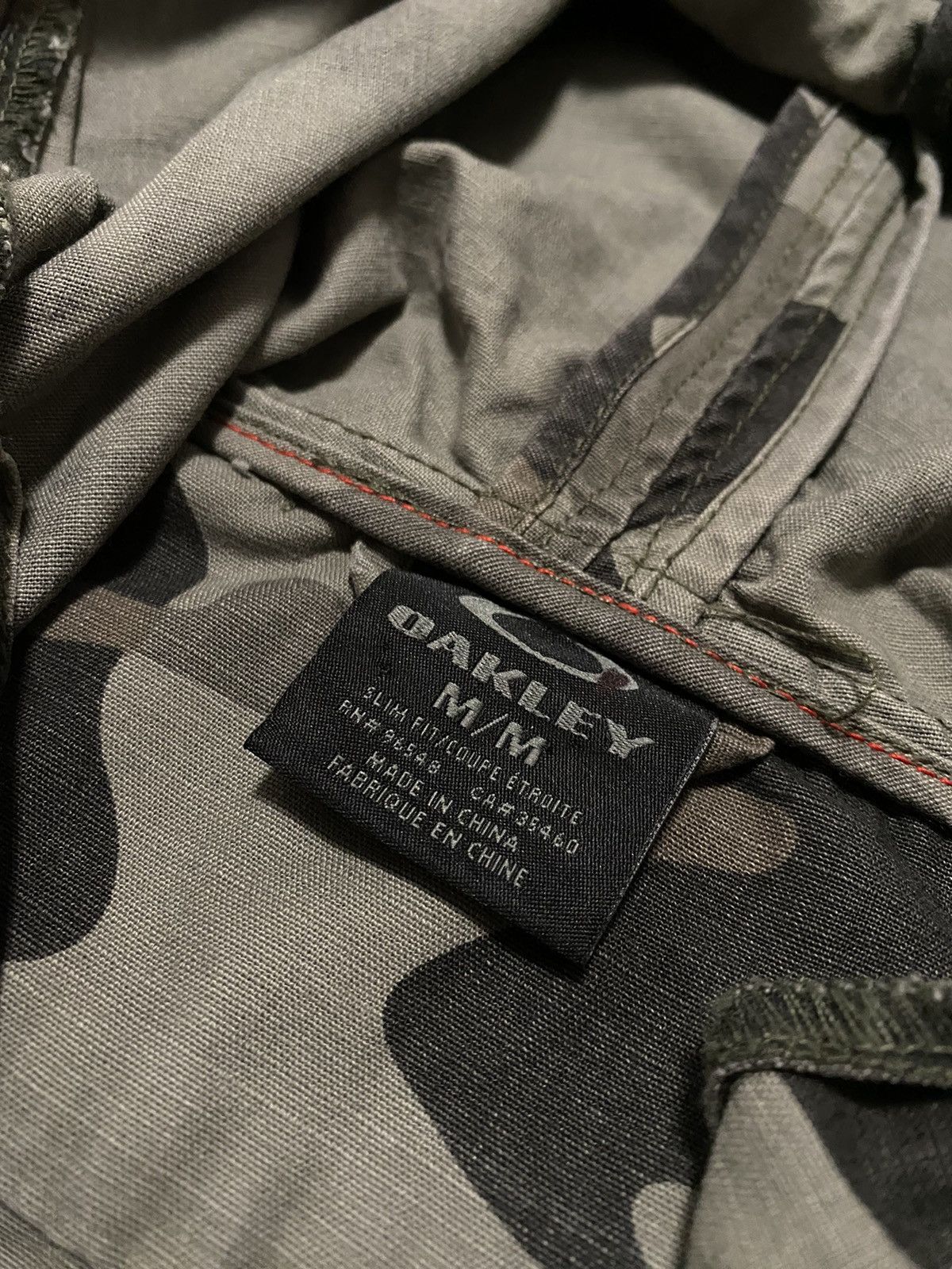 Oakley Vintage Oakley Camo Military Jacket Real Tree Cargo Y2K Size US M / EU 48-50 / 2 - 4 Thumbnail