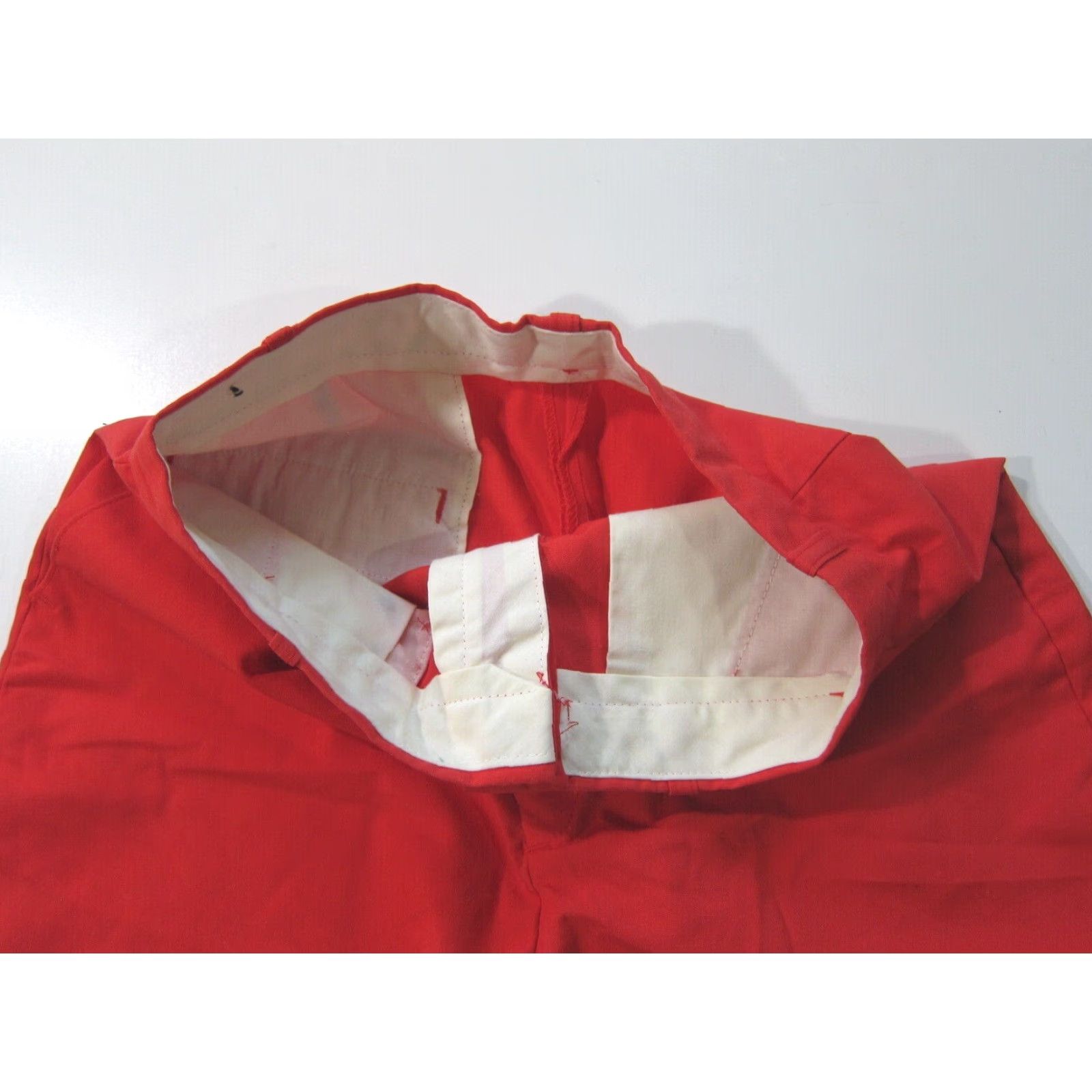 Vintage VINTAGE Casual Corner Shorts Women Small Chino High Rise Red Cotton Pocket Front Pockets Cuffed Zip 26" Waist Slim Rise Vintage Yes Size 26" / US 2 / IT 38 - 4 Thumbnail