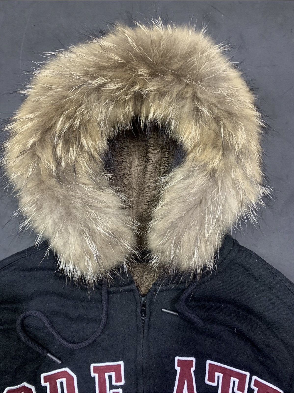 Japanese Brand Ugiz faux fur hoodie CREATE embordiery Size US L / EU 52-54 / 3 - 6 Thumbnail