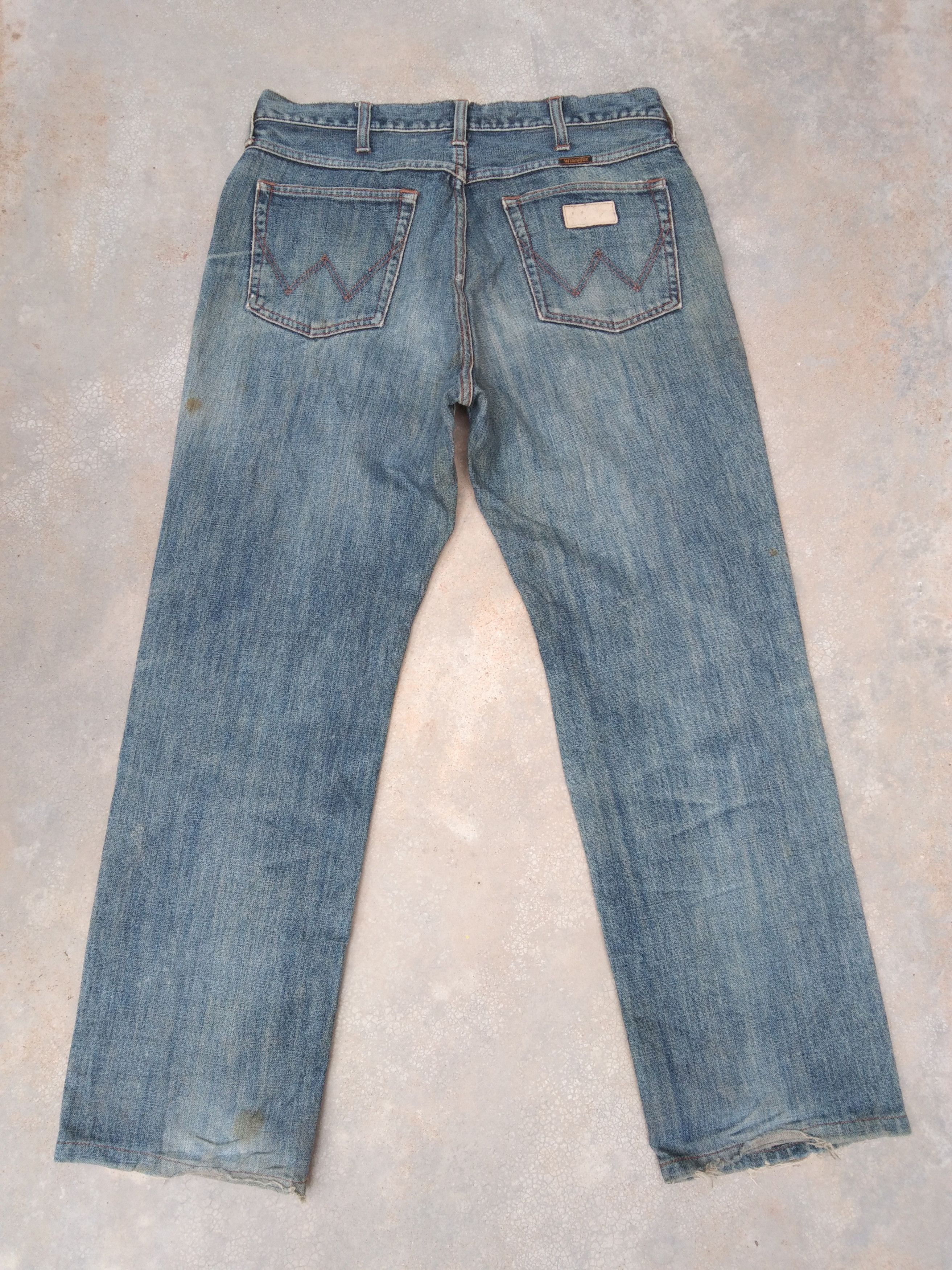 Wrangler Vintage Wrangler Straight Leg Distressed Jeans 33x30 Size US 33 - 2 Thumbnail