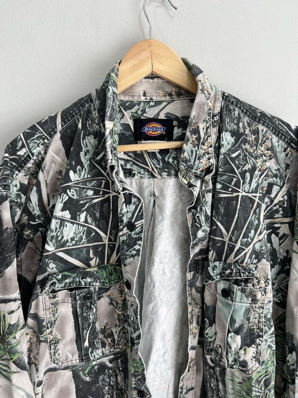 Dickies Vintage Button Dickies Real Tree Camo Shirt mossy oaks 3xl Size US XXL / EU 58 / 5 - 3 Thumbnail