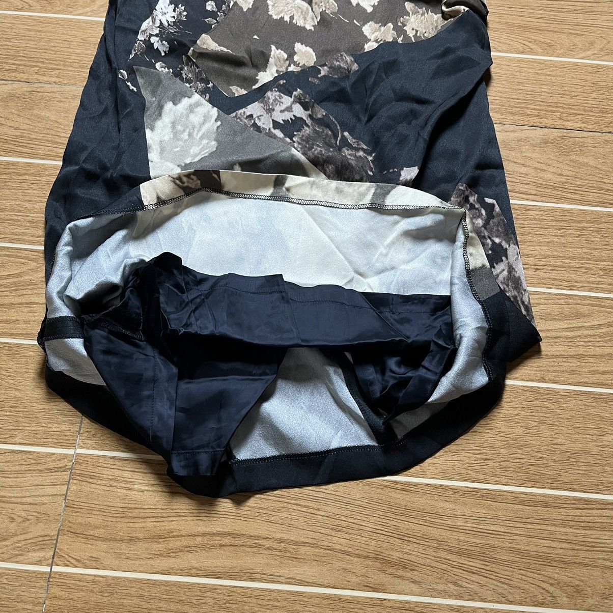 Dries Van Noten Dries Van Noten Flower Art Design Silk Skirt Size 34" / US 12 / IT 48 - 4 Thumbnail
