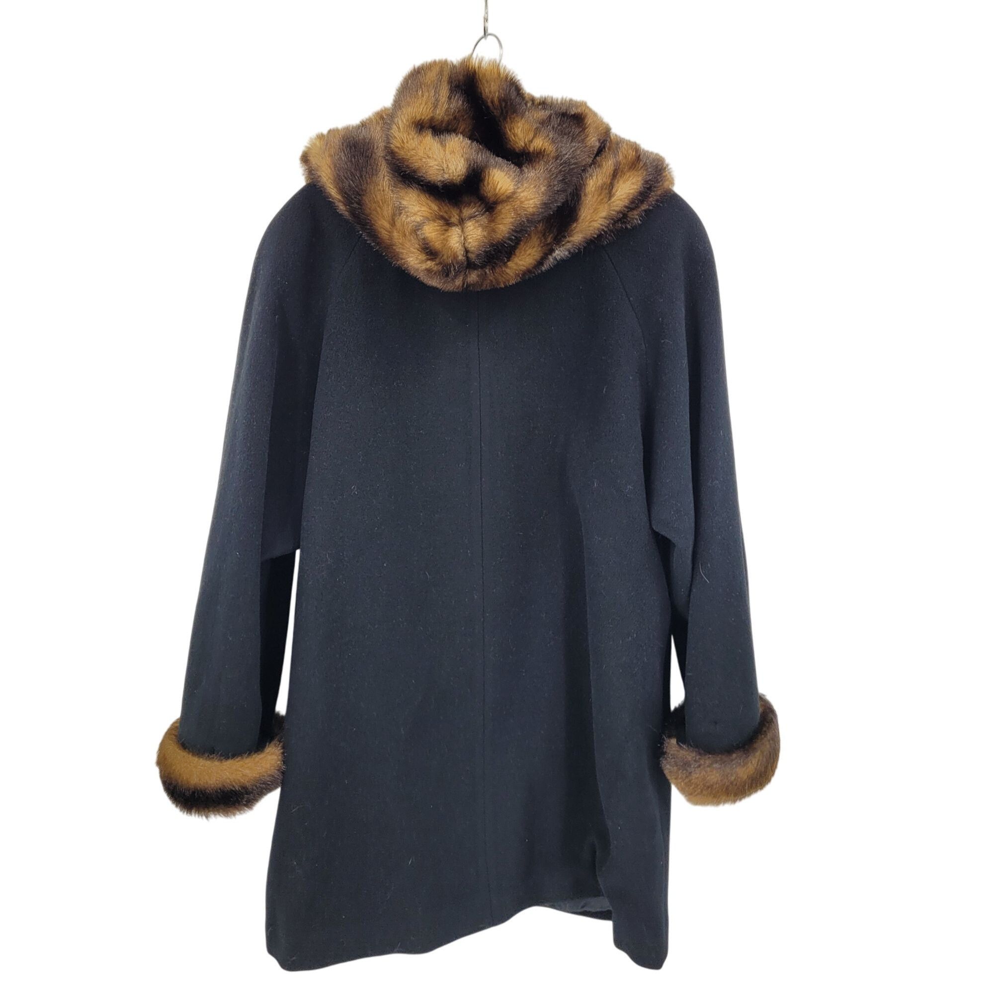 Vintage Vintage 80s Black Wool Coat 2X Faux Fur Hood Cuffs Button Fr Size XXL / US 16-18 / IT 52-54 - 2 Thumbnail