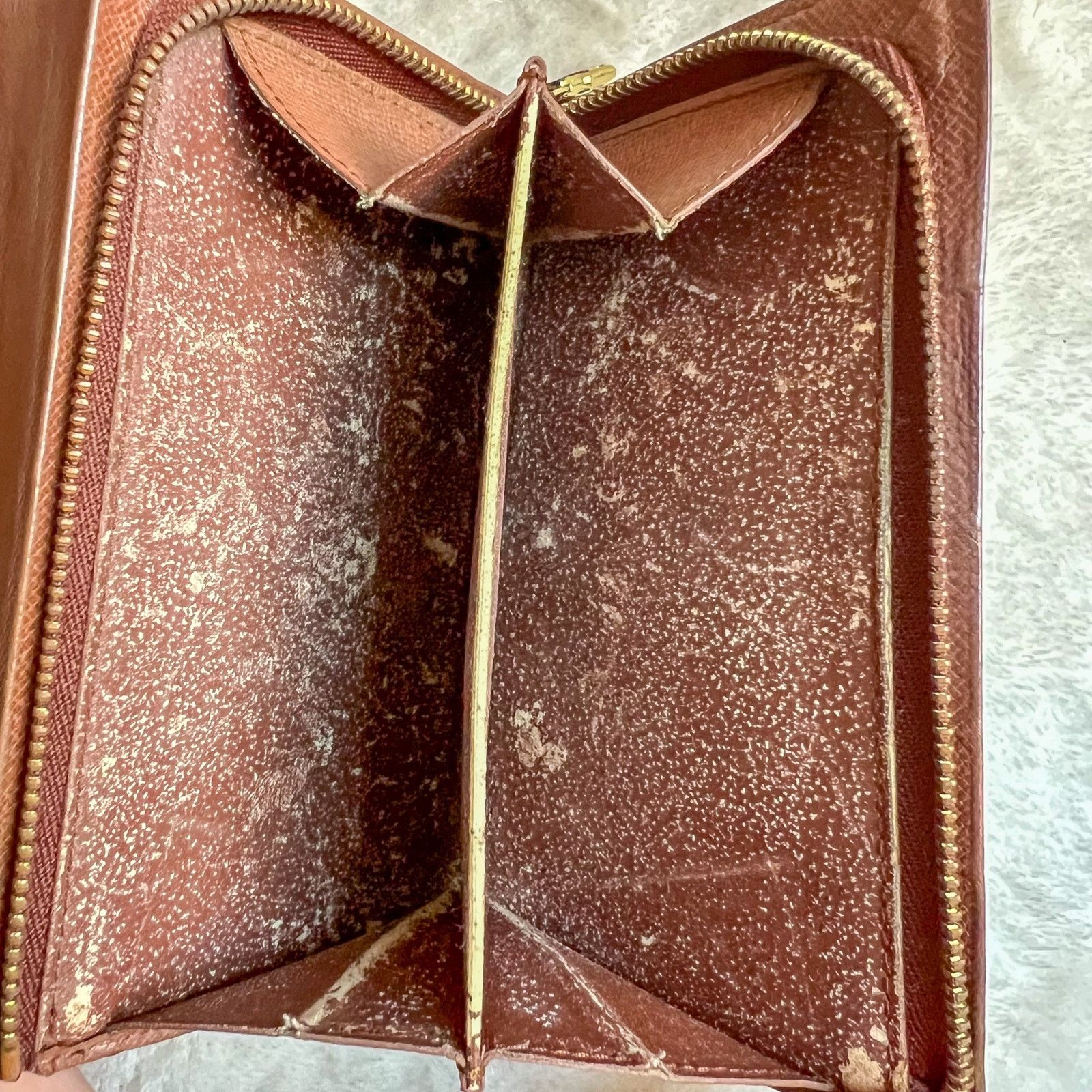 Louis Vuitton Authentic Louis Vuitton Porte Monnaie Monogram Bifold Wallet Size ONE SIZE - 7 Thumbnail