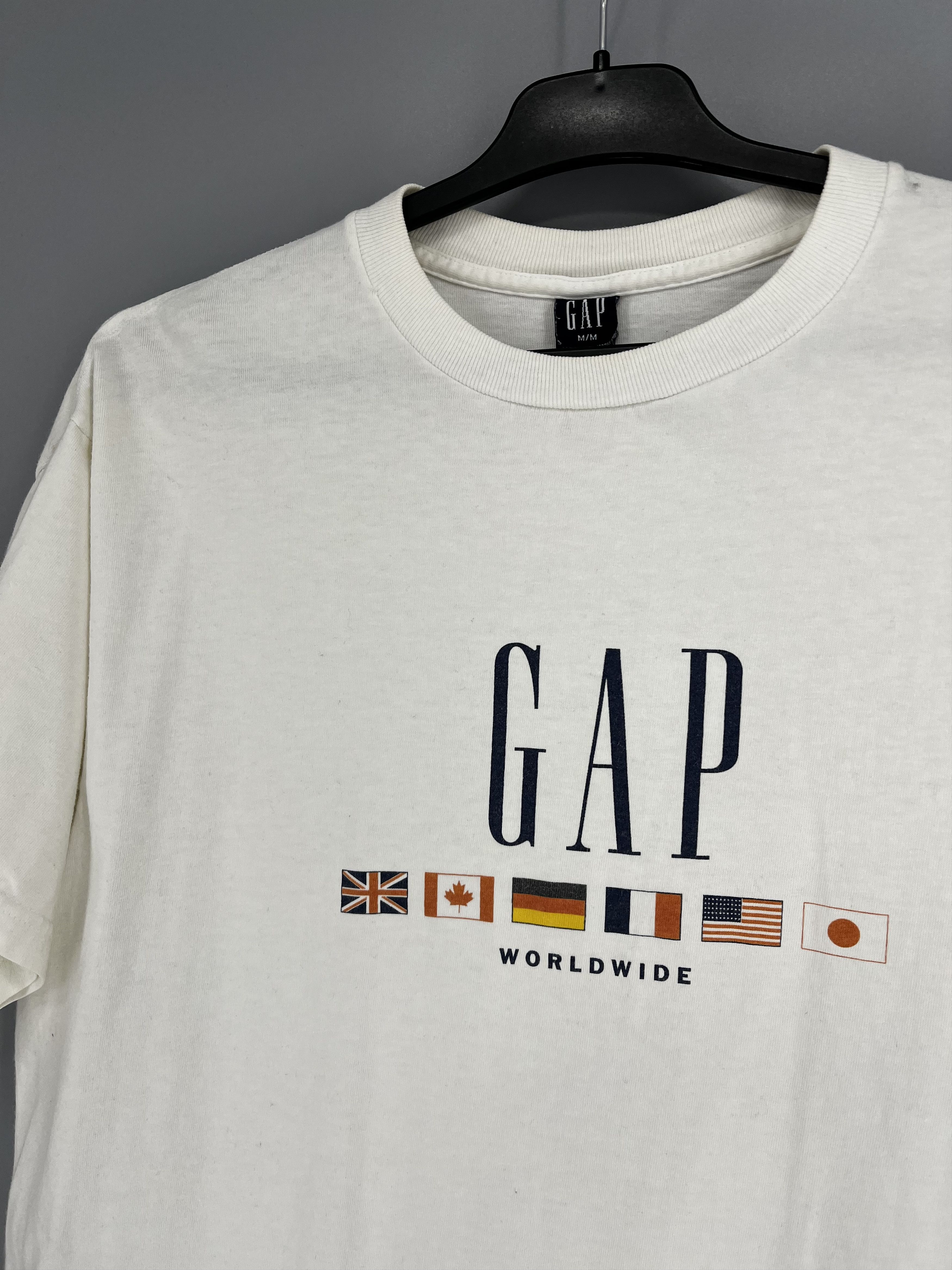 Gap Vintage 90s Gap Gap Worldwide Flag Print On Single Stitch Size US M / EU 48-50 / 2 - 7 Thumbnail