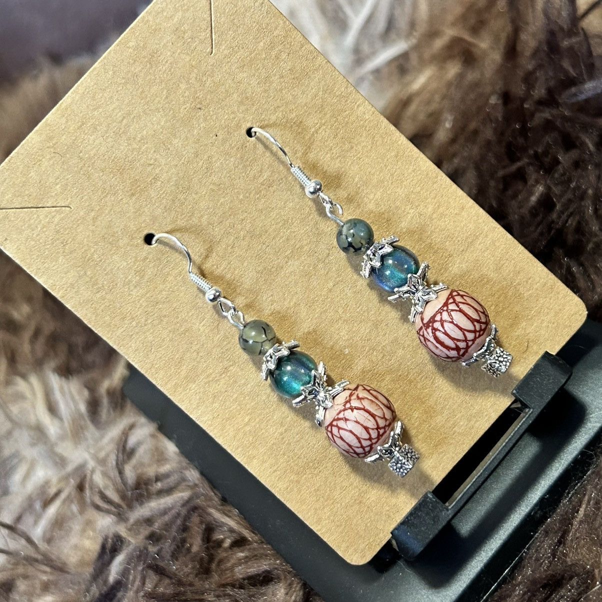 Handmade Handcrafted vintage bead dragon vein agate cat eye earrings Size ONE SIZE - 1 Thumbnail