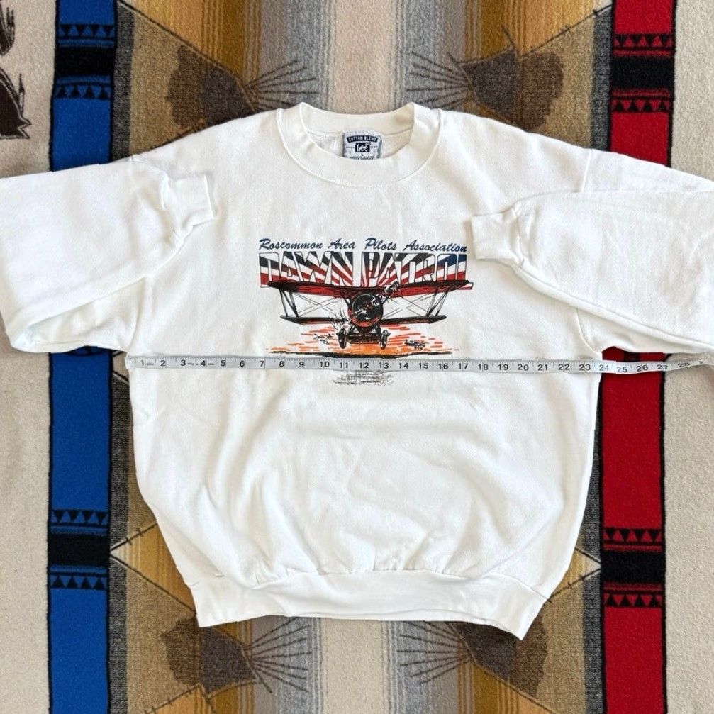 Lee VINTAGE 90s Pilots Association Dawn Patrol Crewneck Sweatshirt Lee Size L White Men Sweatshirt Planes 90s Size US L / EU 52-54 / 3 - 4 Thumbnail