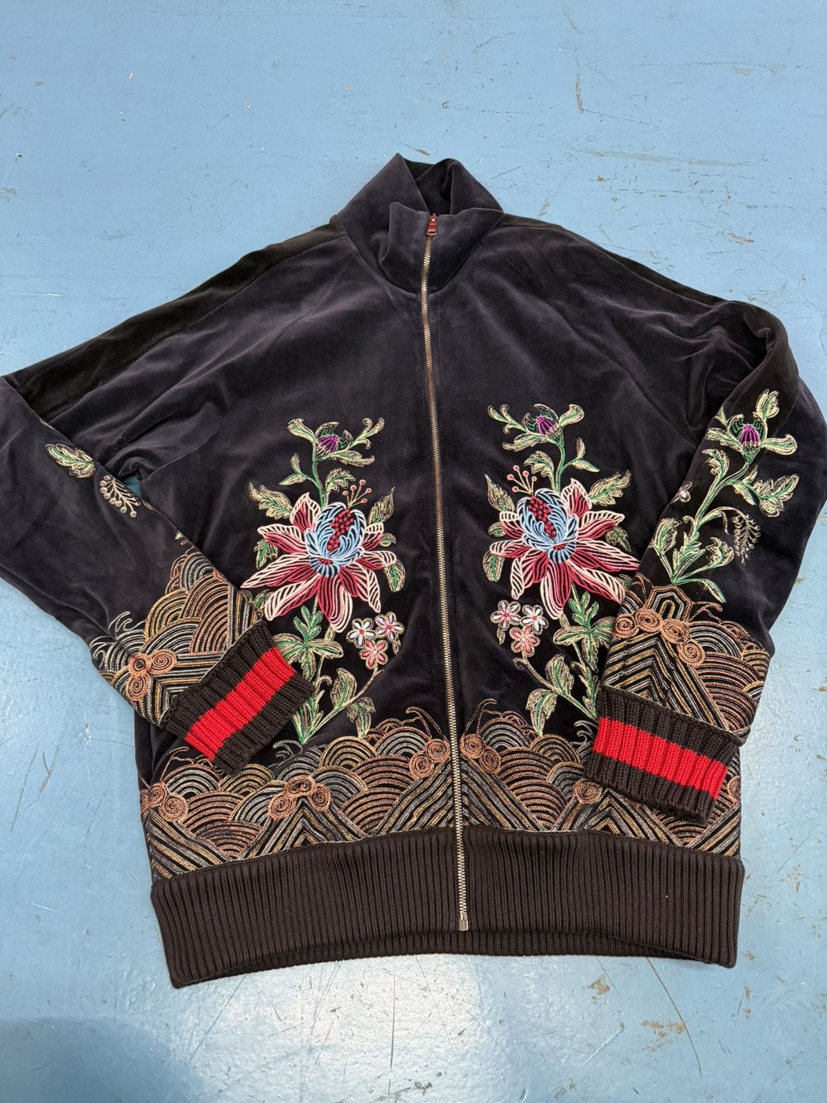 Gucci GUCCI RUN WAY JACKET Size US XL / EU 56 / 4 - 2 Thumbnail