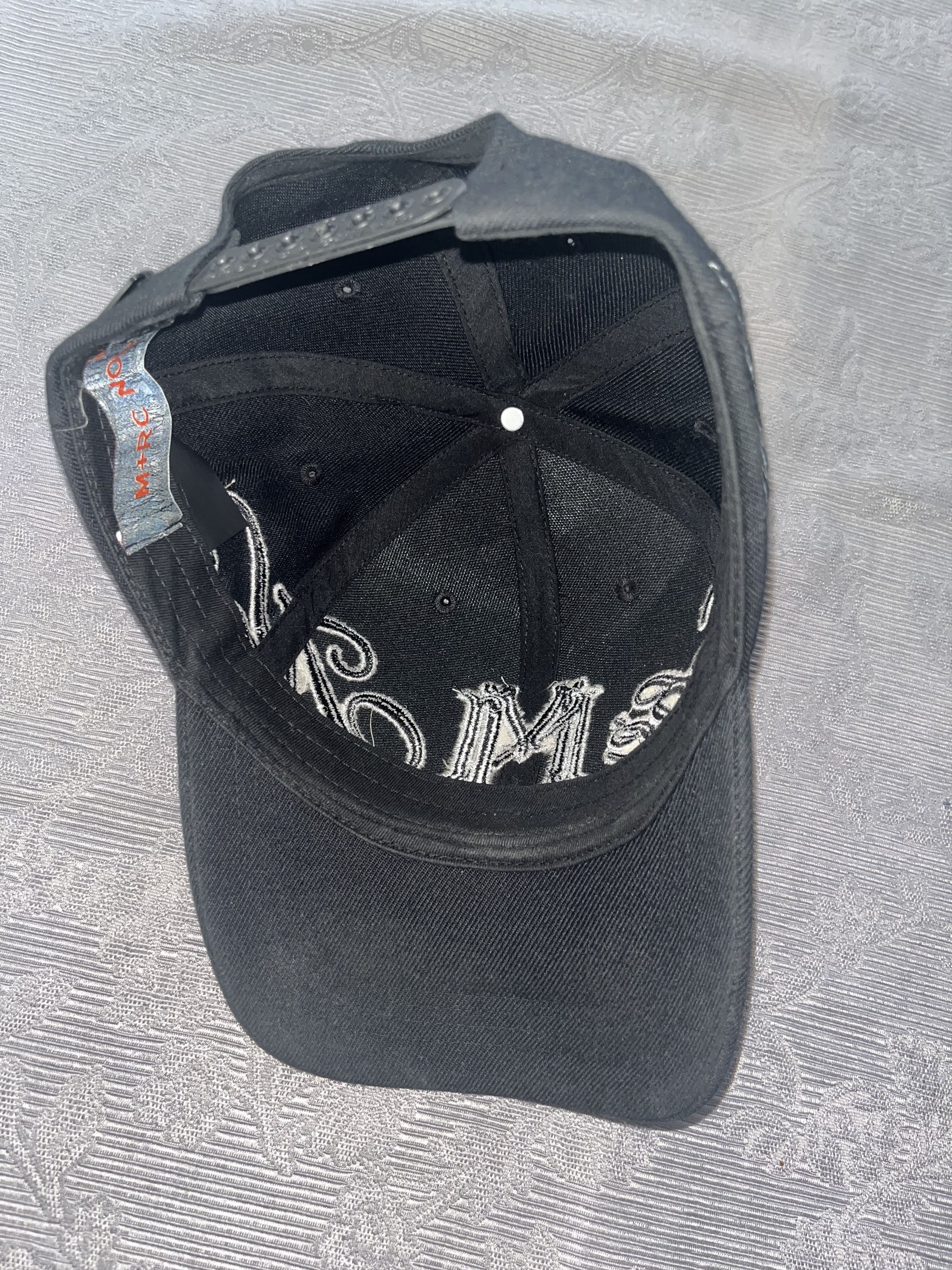 M+Rc Noir Marche Noir "Butterfly" Hat Size ONE SIZE - 4 Thumbnail