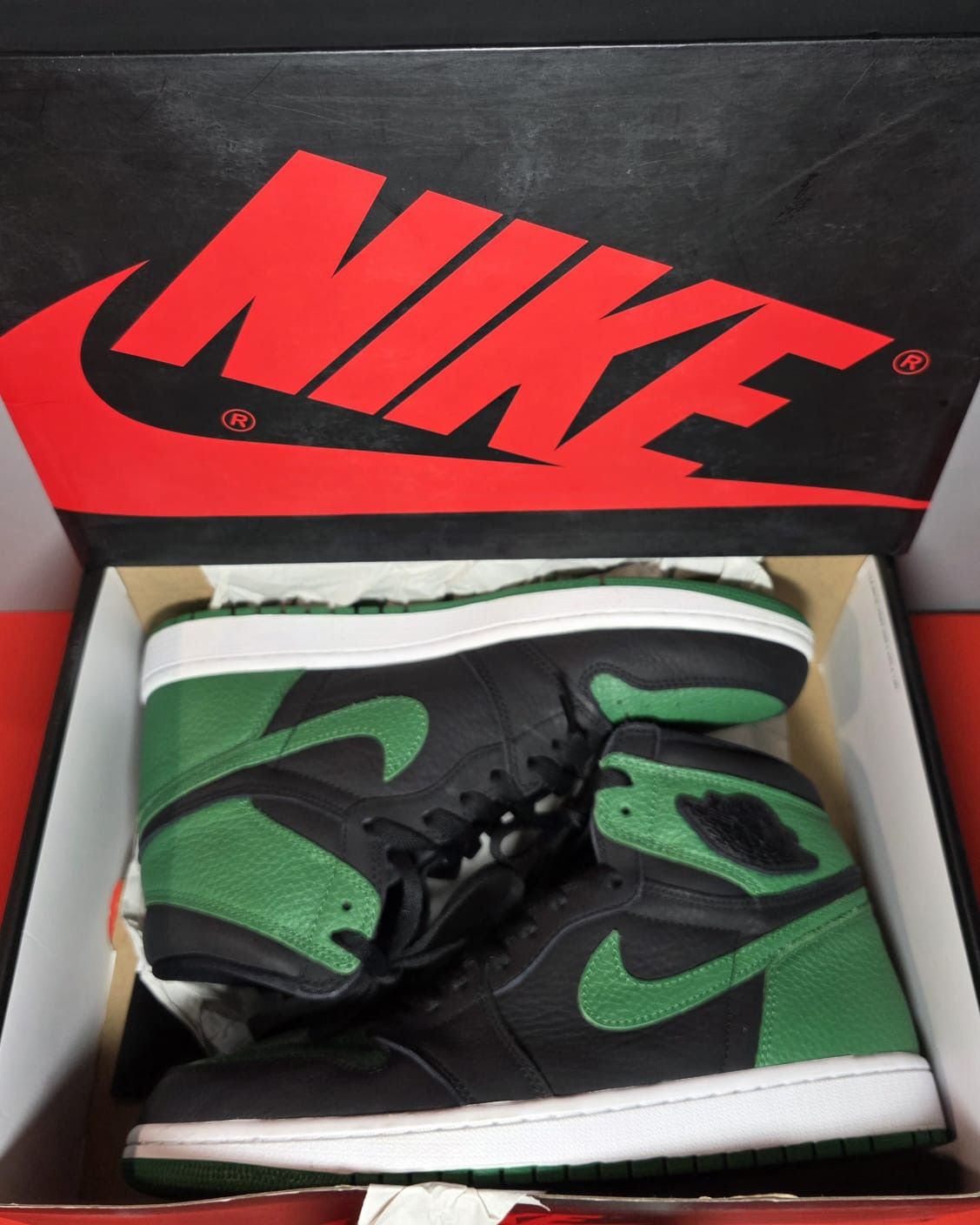 Jordan Brand Size 10.5 - Jordan 1 Retro OG High Pine Green 2.0 Size US 10.5 / EU 43-44 - 9 Thumbnail