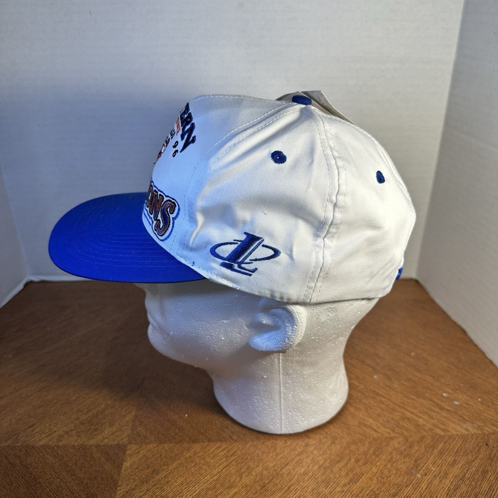 Logo Athletic VTG Chicago Bulls 96 Champion Logo Athletic Snapback Hat New Size ONE SIZE - 5 Thumbnail